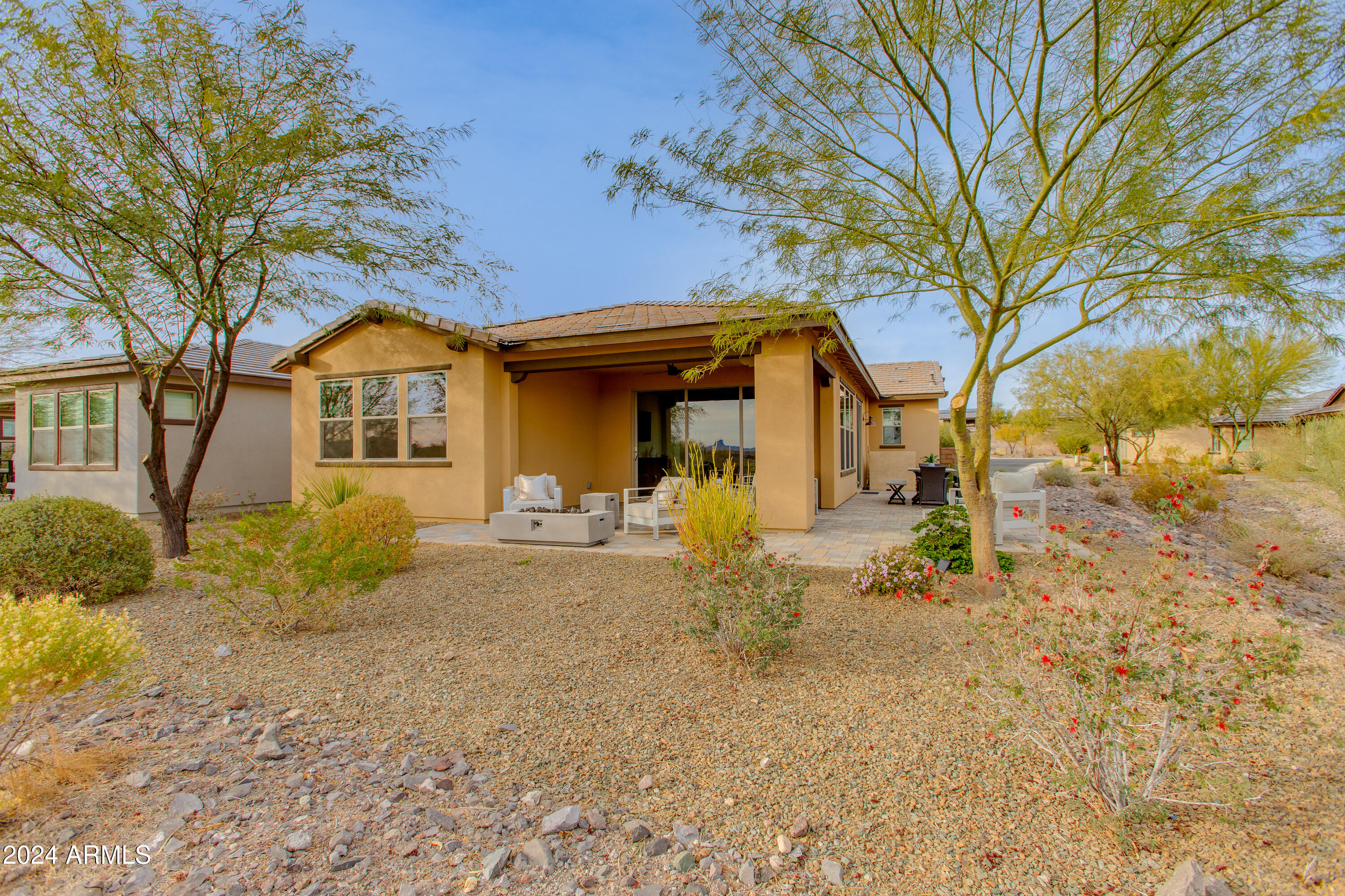 3247 HUCKLEBERRY Way