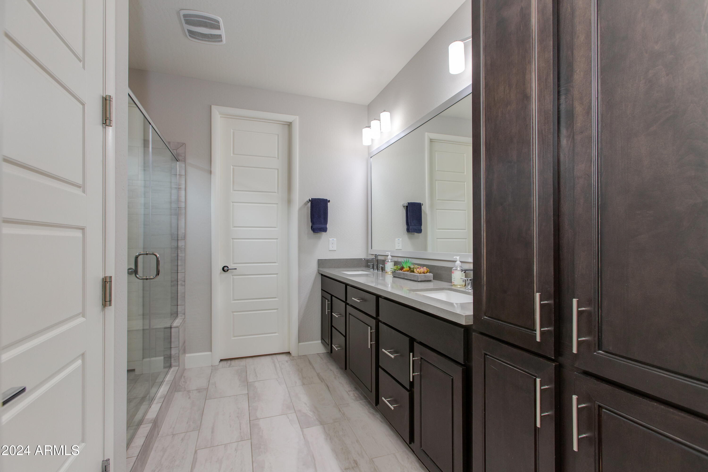 3247 HUCKLEBERRY Way