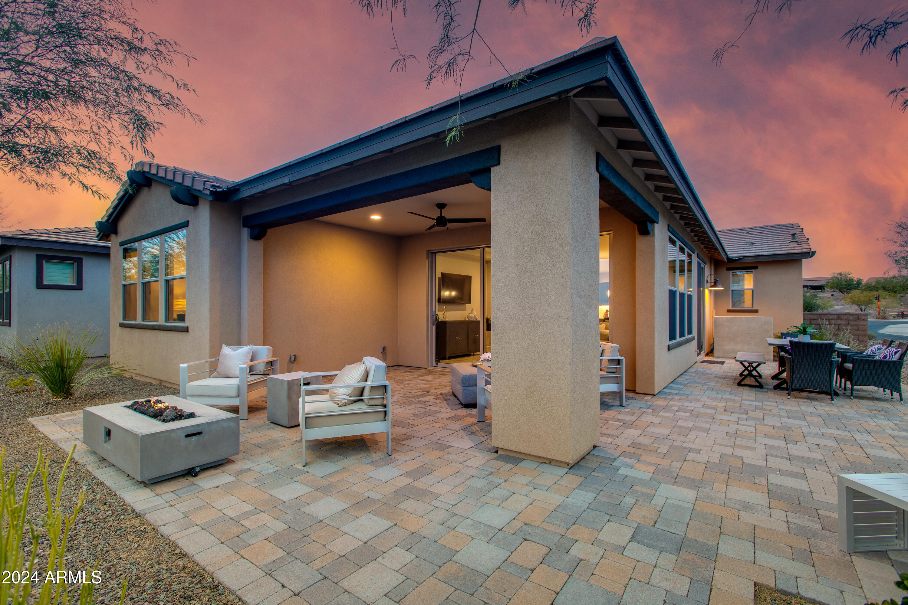 3247 HUCKLEBERRY Way