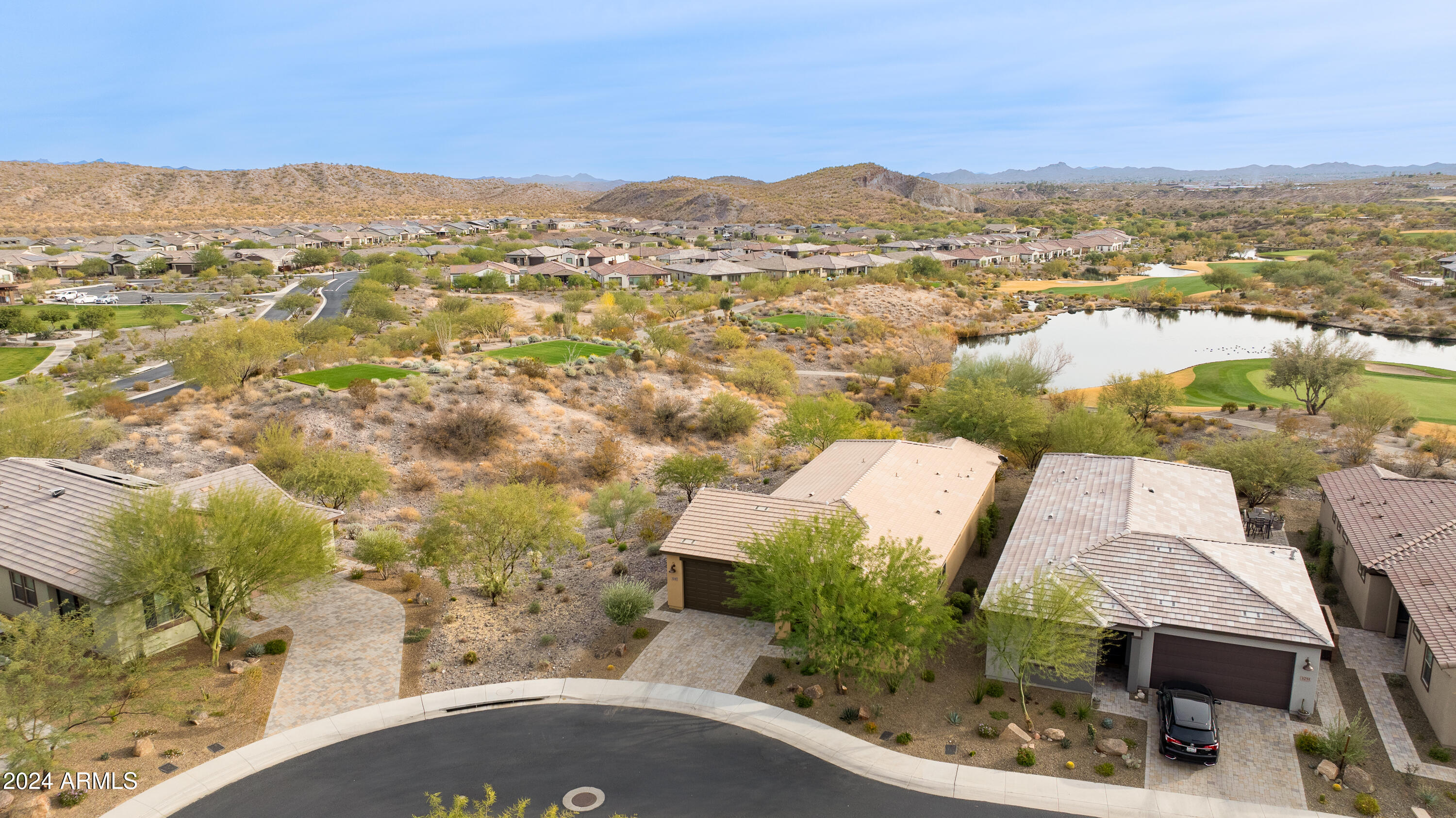 3247 HUCKLEBERRY Way