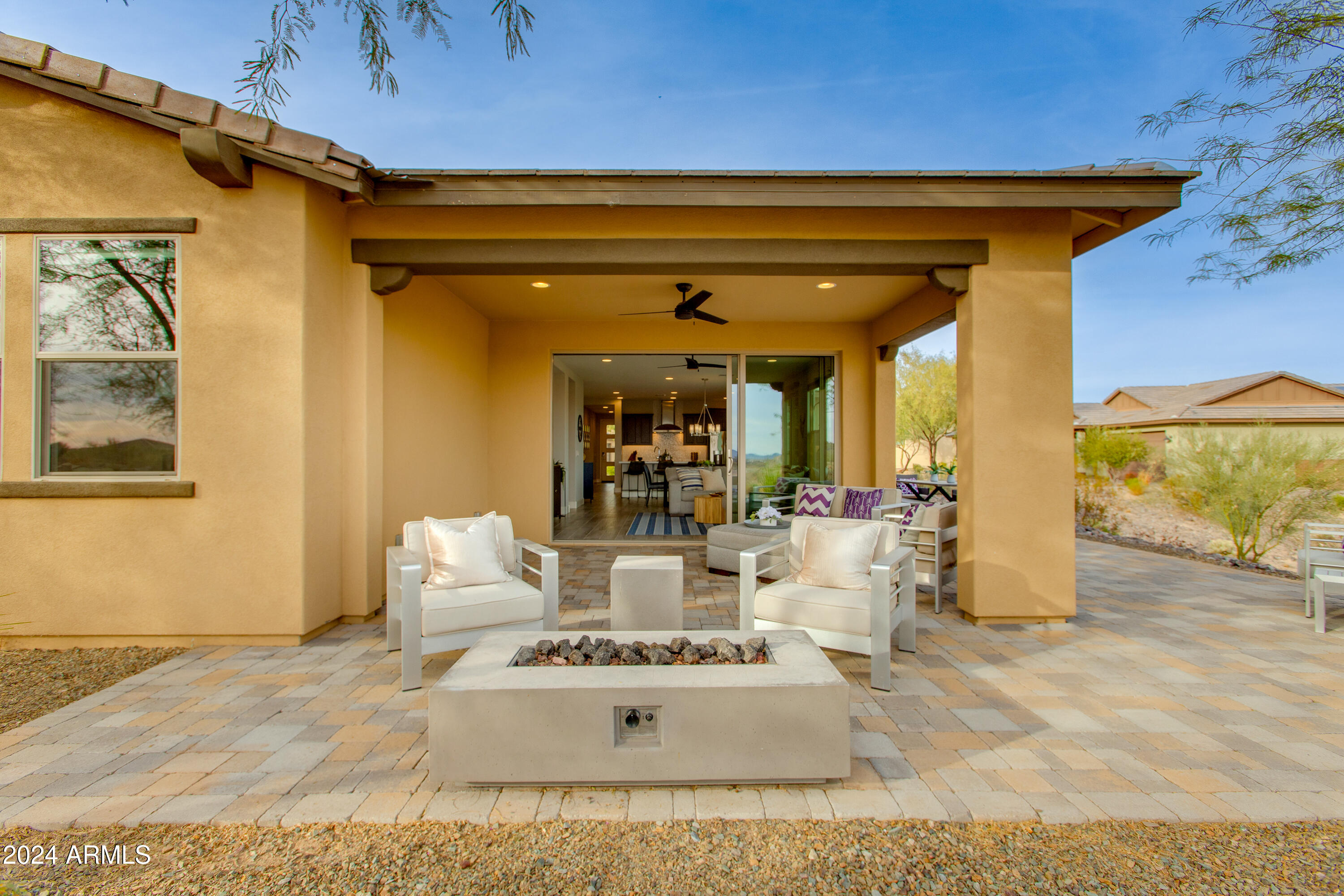 3247 HUCKLEBERRY Way