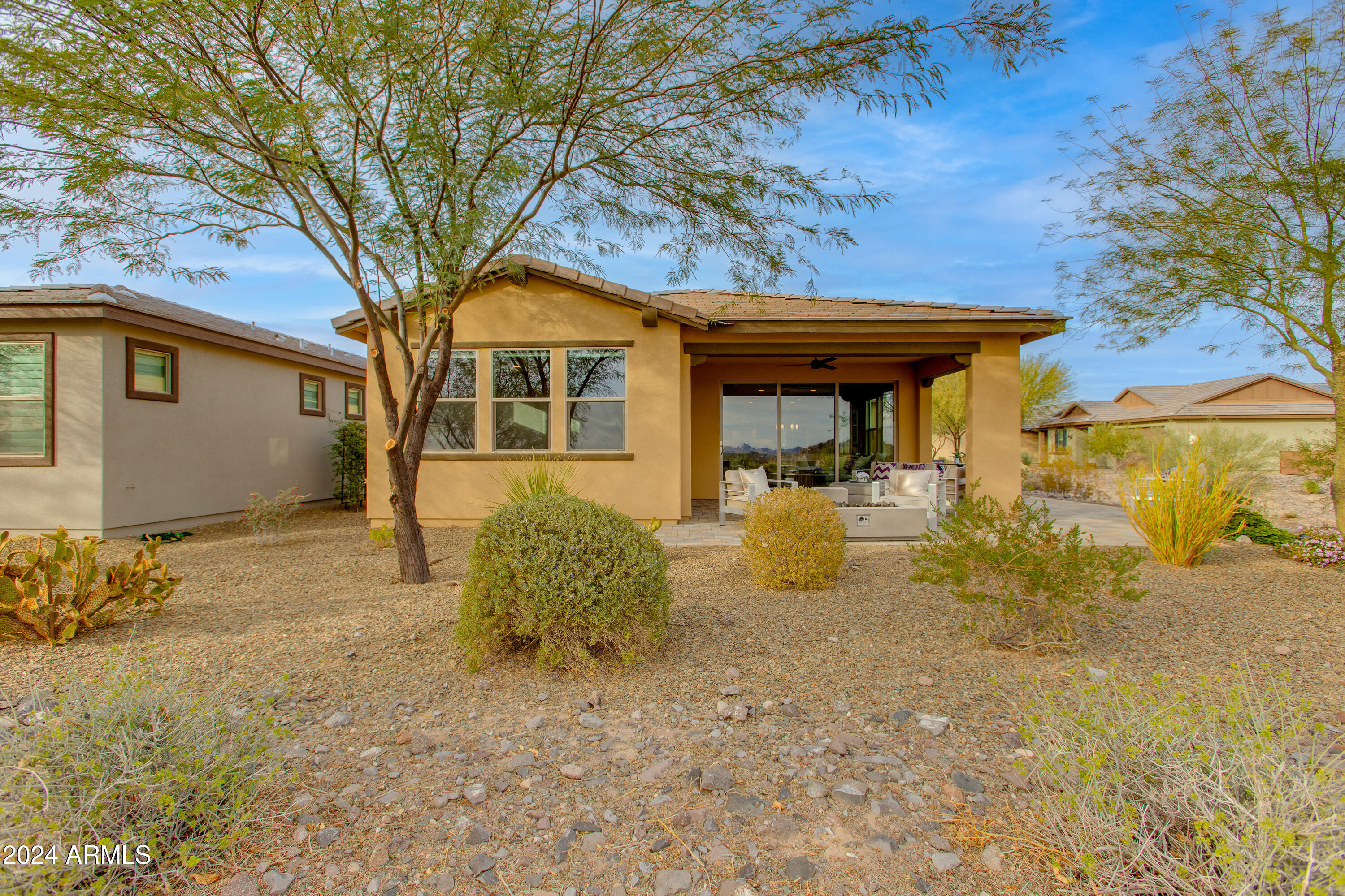 3247 HUCKLEBERRY Way