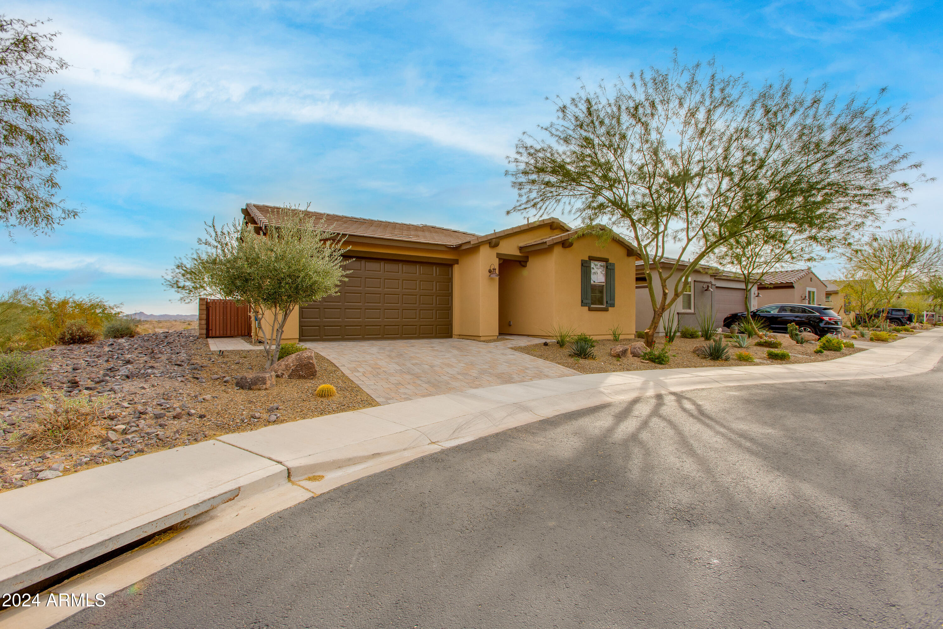3247 HUCKLEBERRY Way