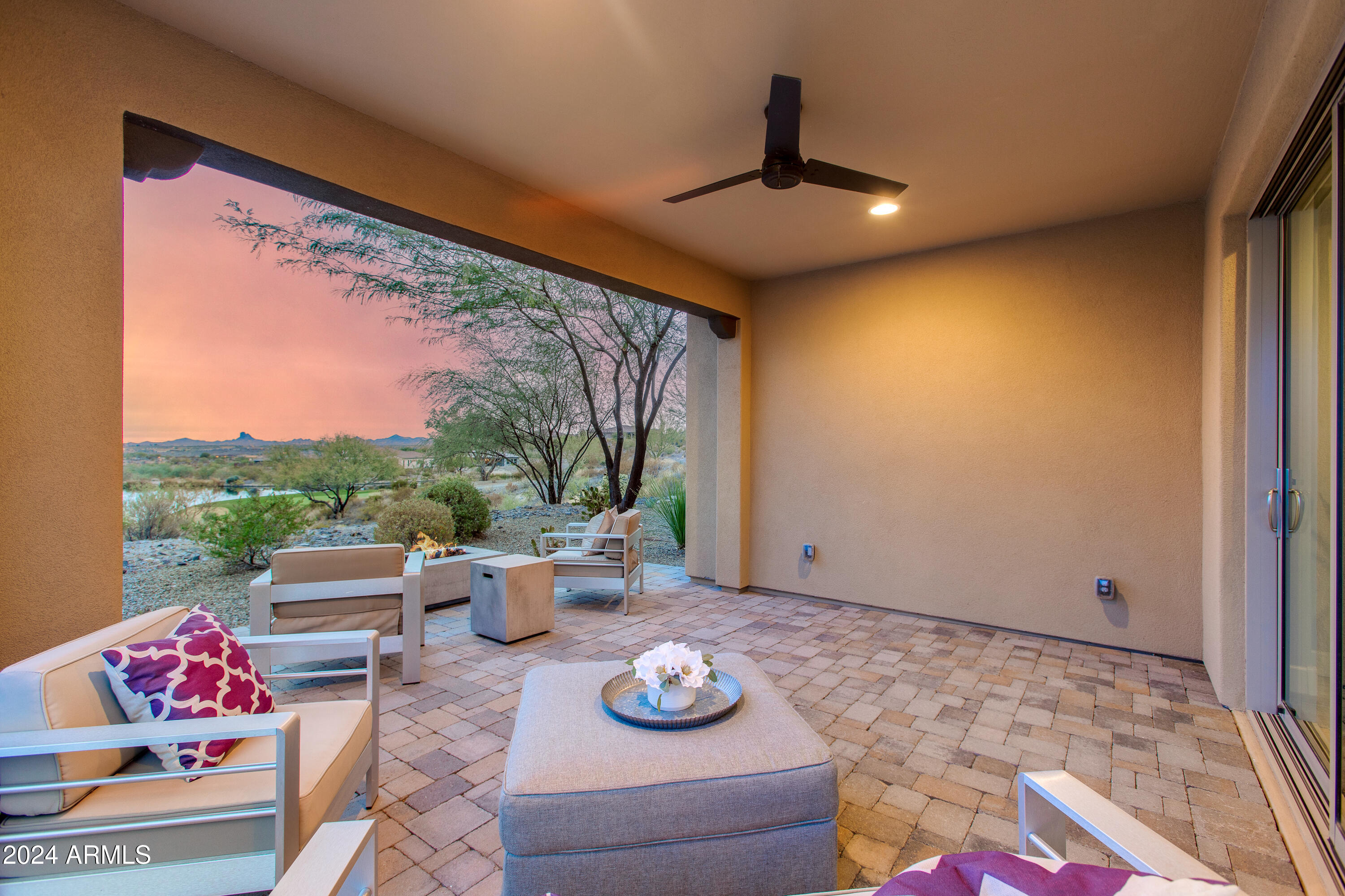 3247 HUCKLEBERRY Way