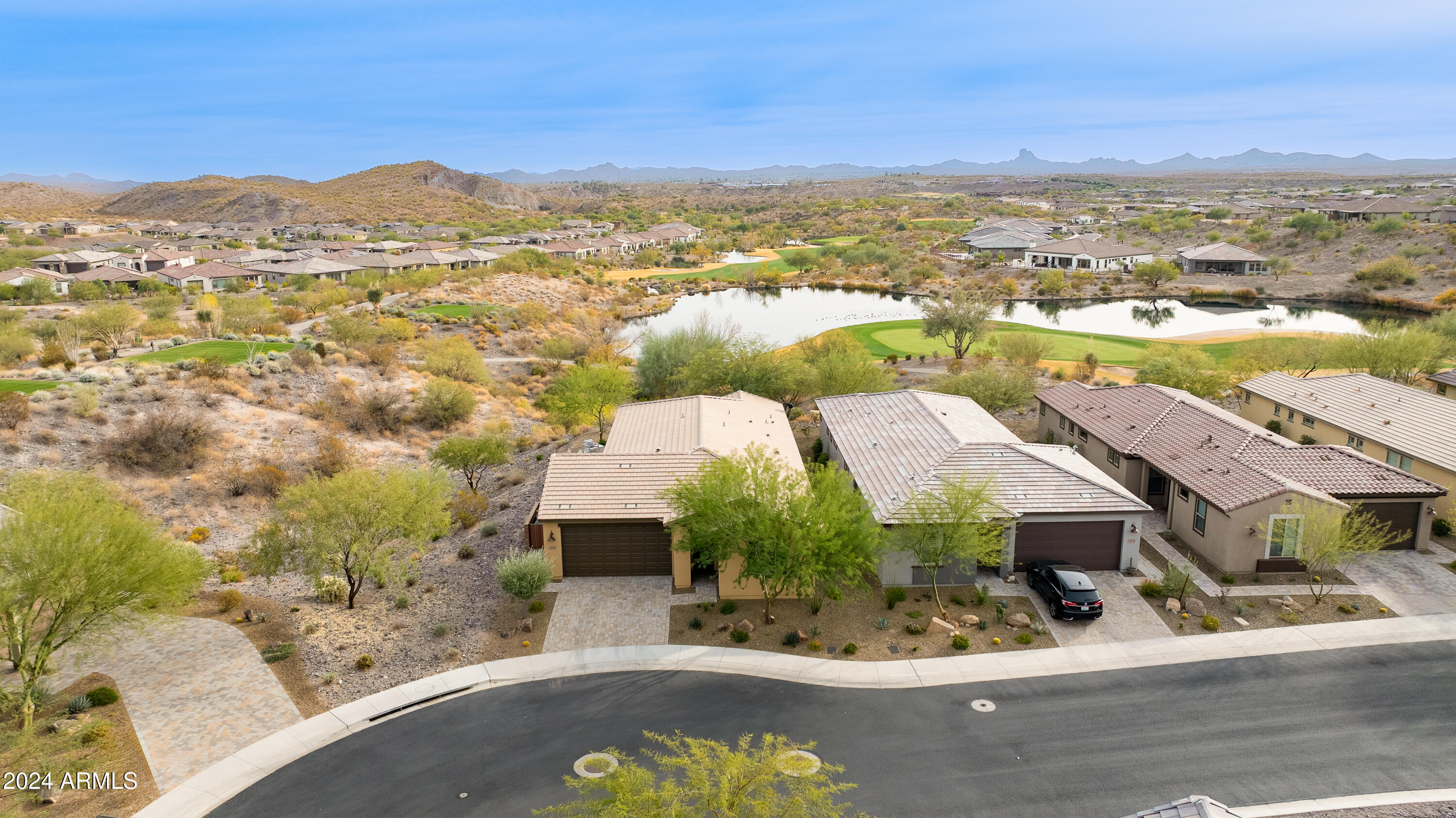 3247 HUCKLEBERRY Way