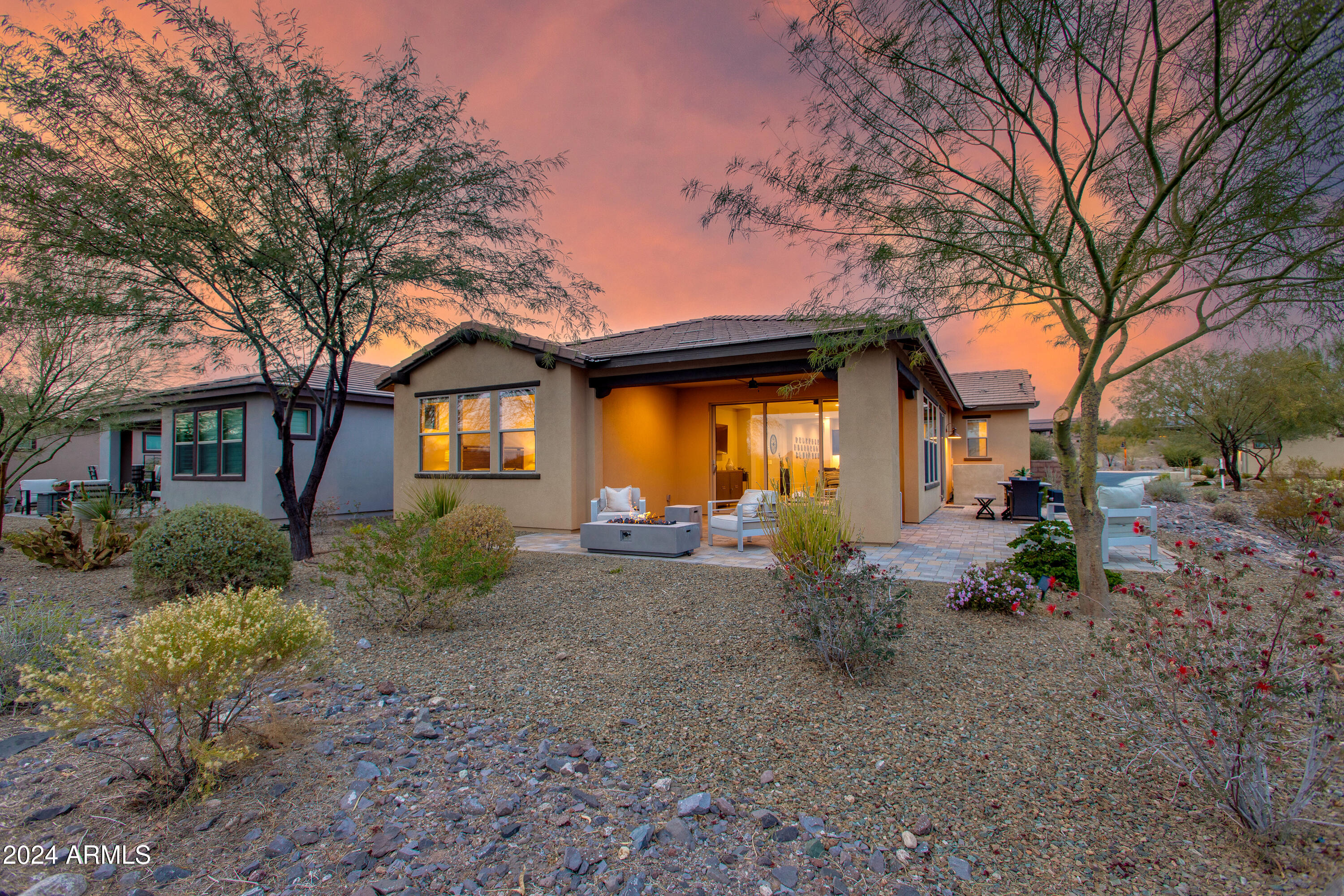 3247 HUCKLEBERRY Way