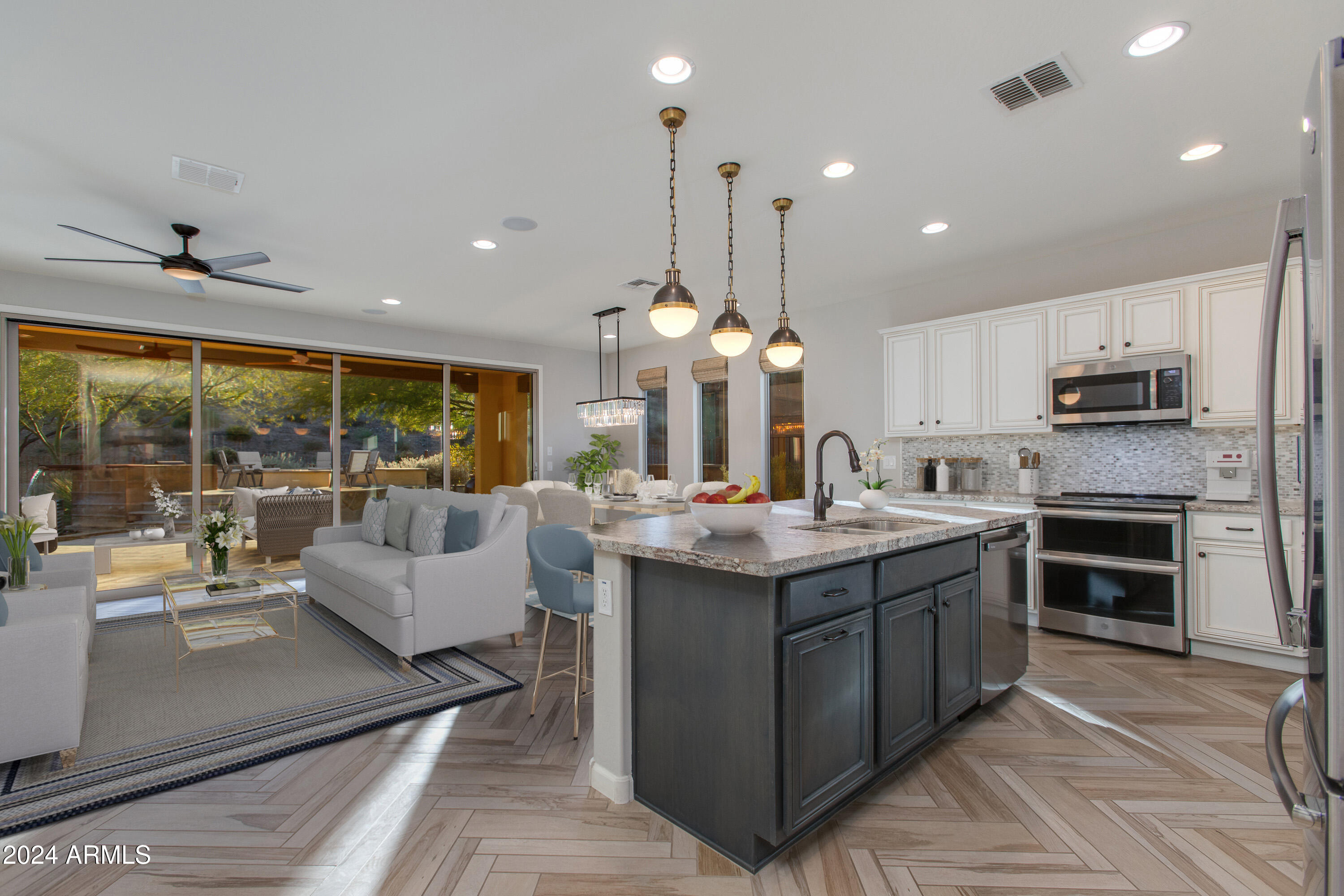 3285 MAVERICK Drive