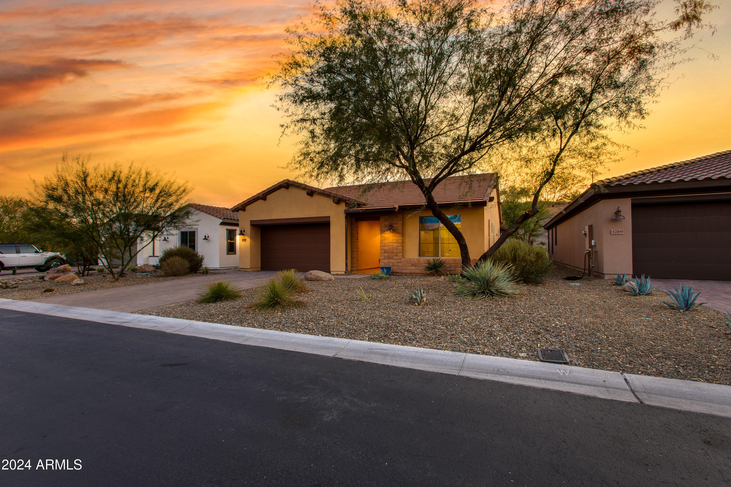 3285 MAVERICK Drive