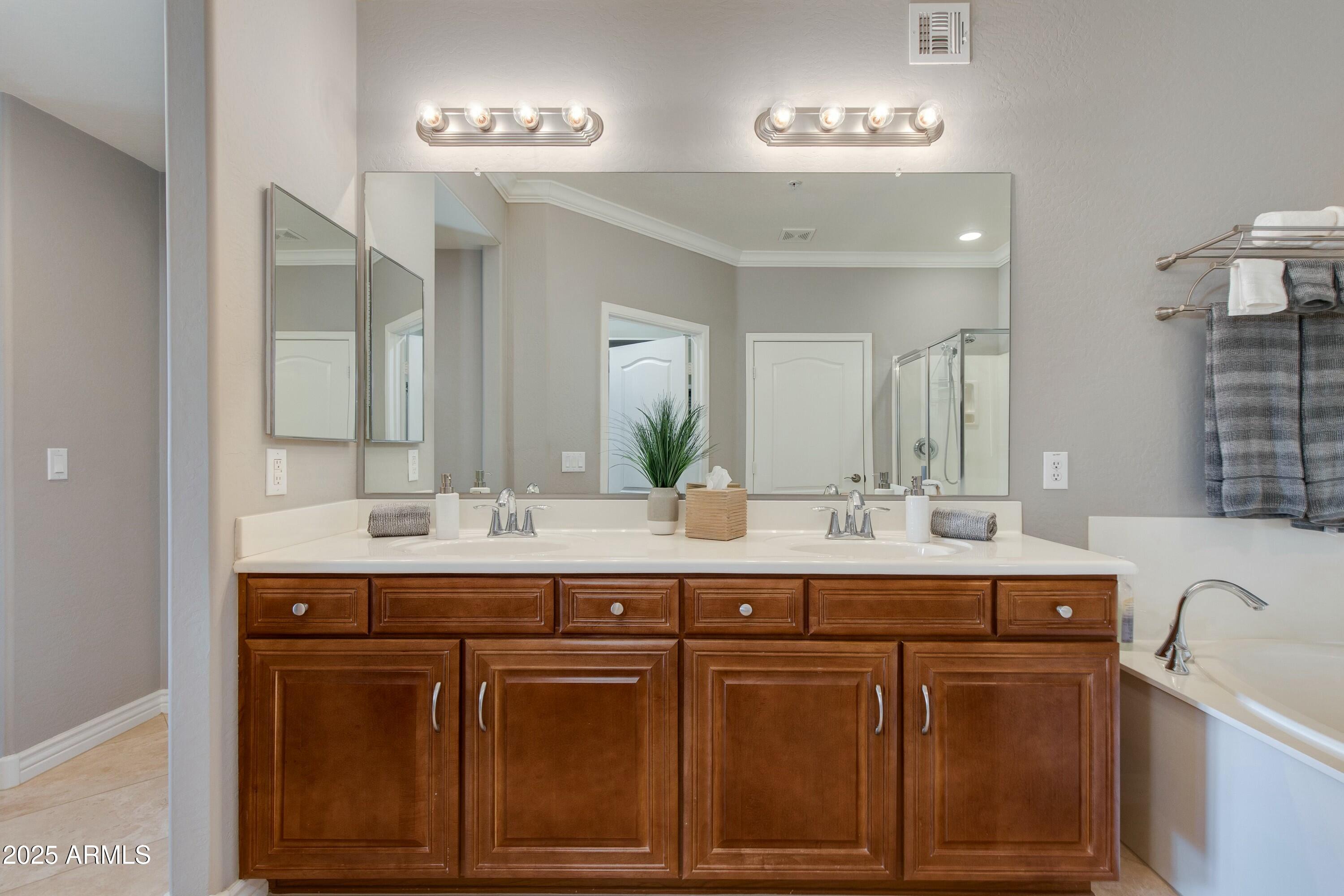 21320 N 56TH Street # 2043