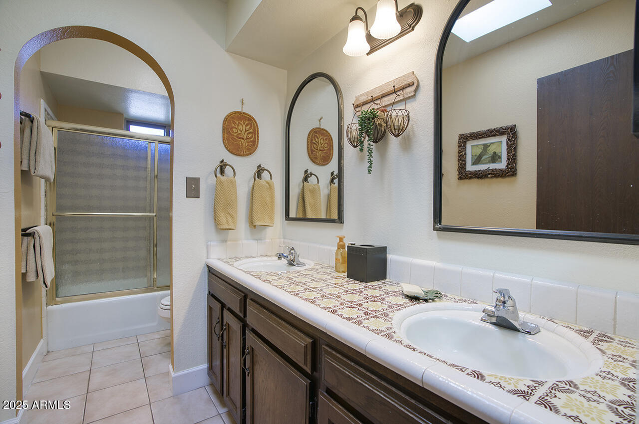 3315 E MALAPAI Drive