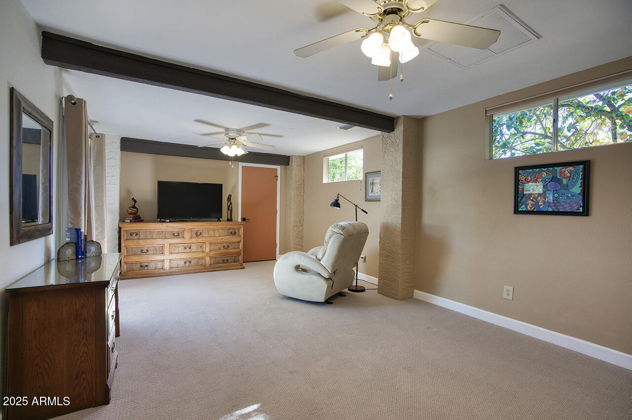 3315 E MALAPAI Drive
