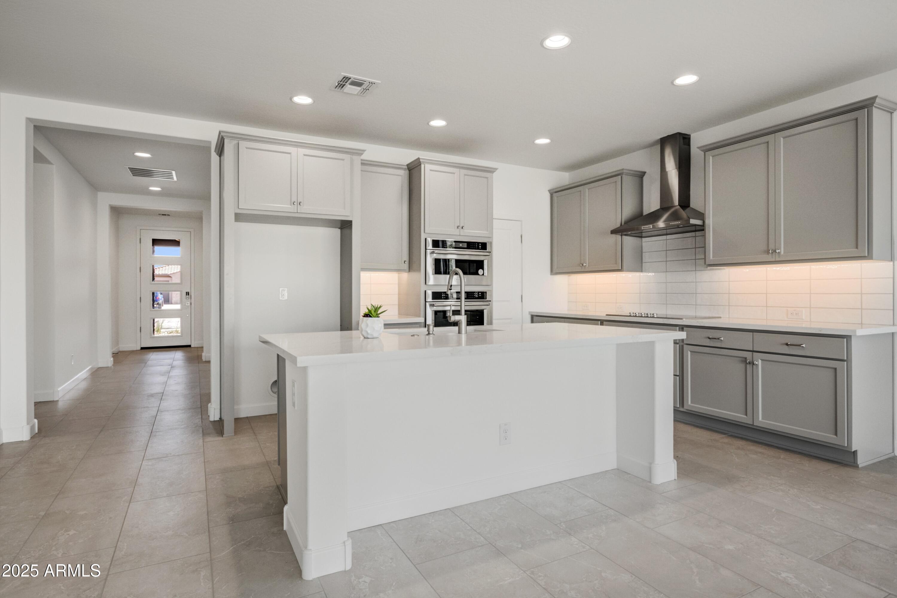 4556 PAINTED WAGON Way