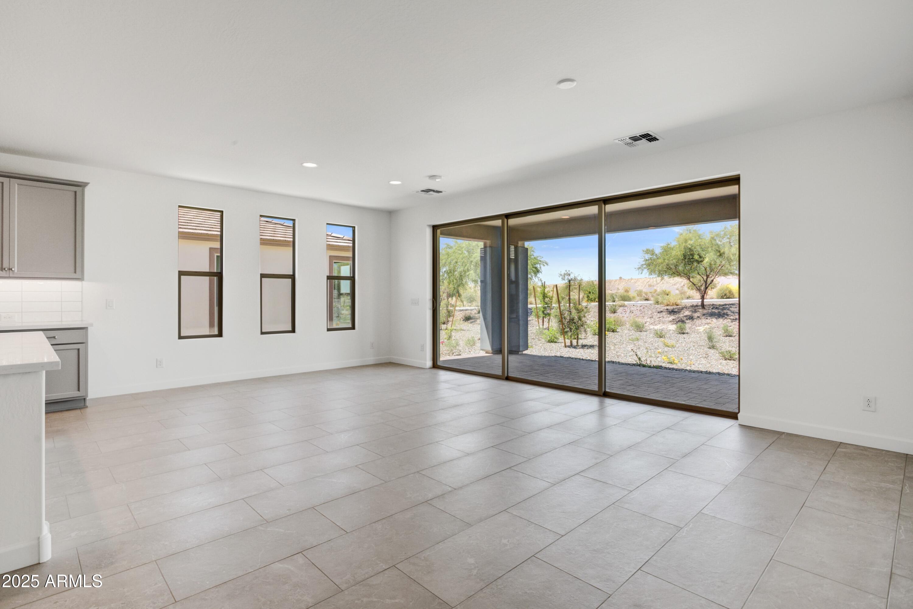 4556 PAINTED WAGON Way