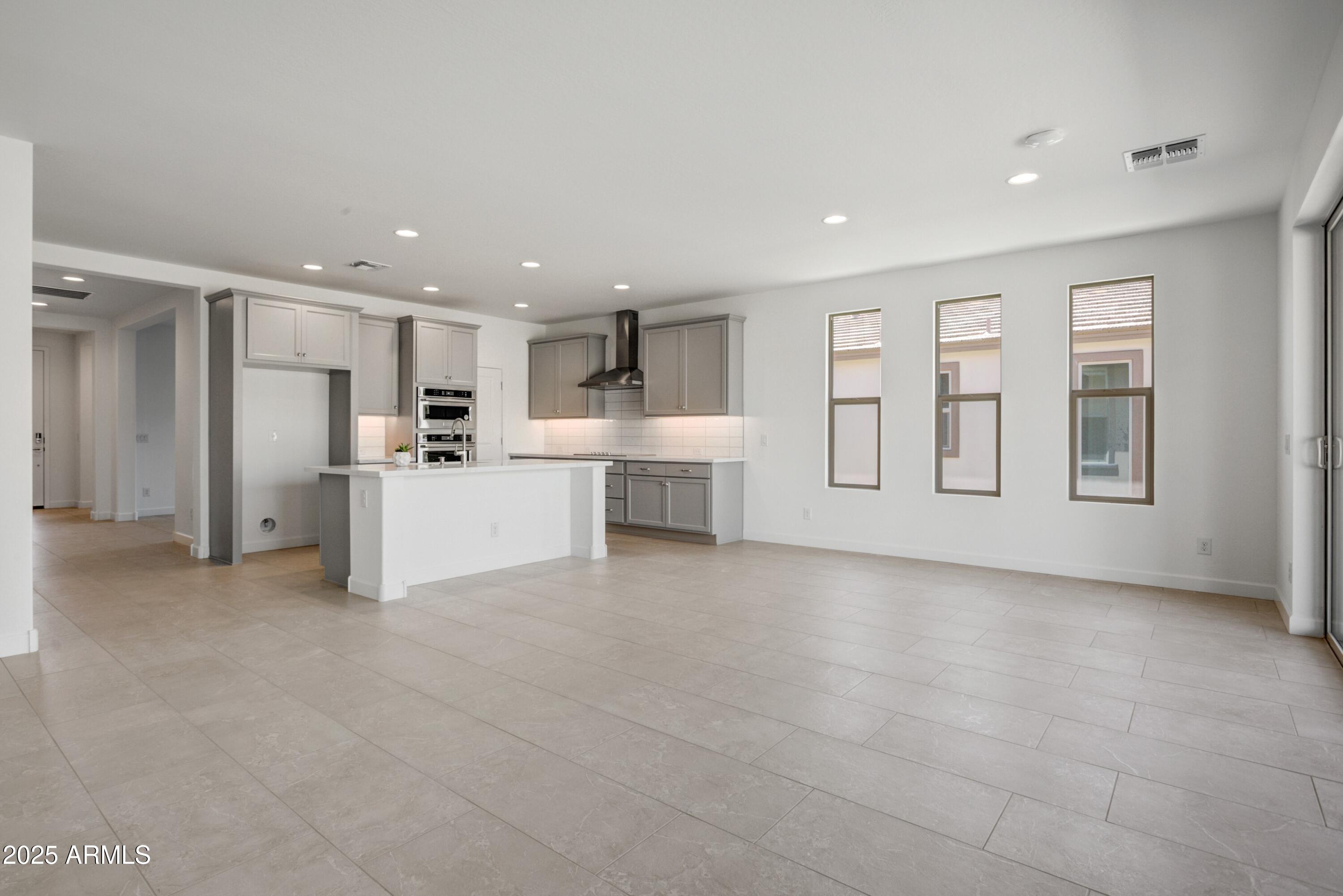 4556 PAINTED WAGON Way