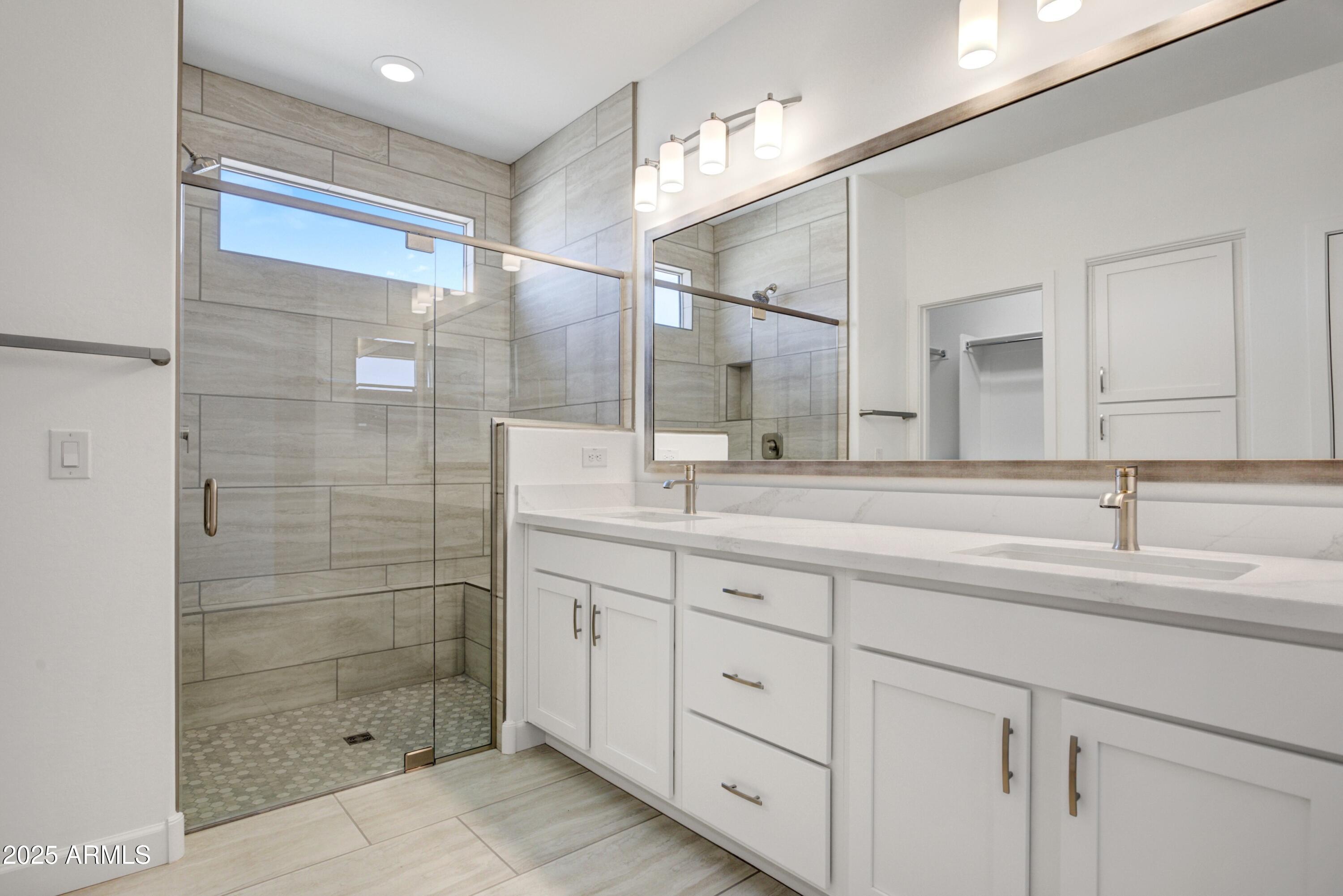 3584 TURQUOISE Trail