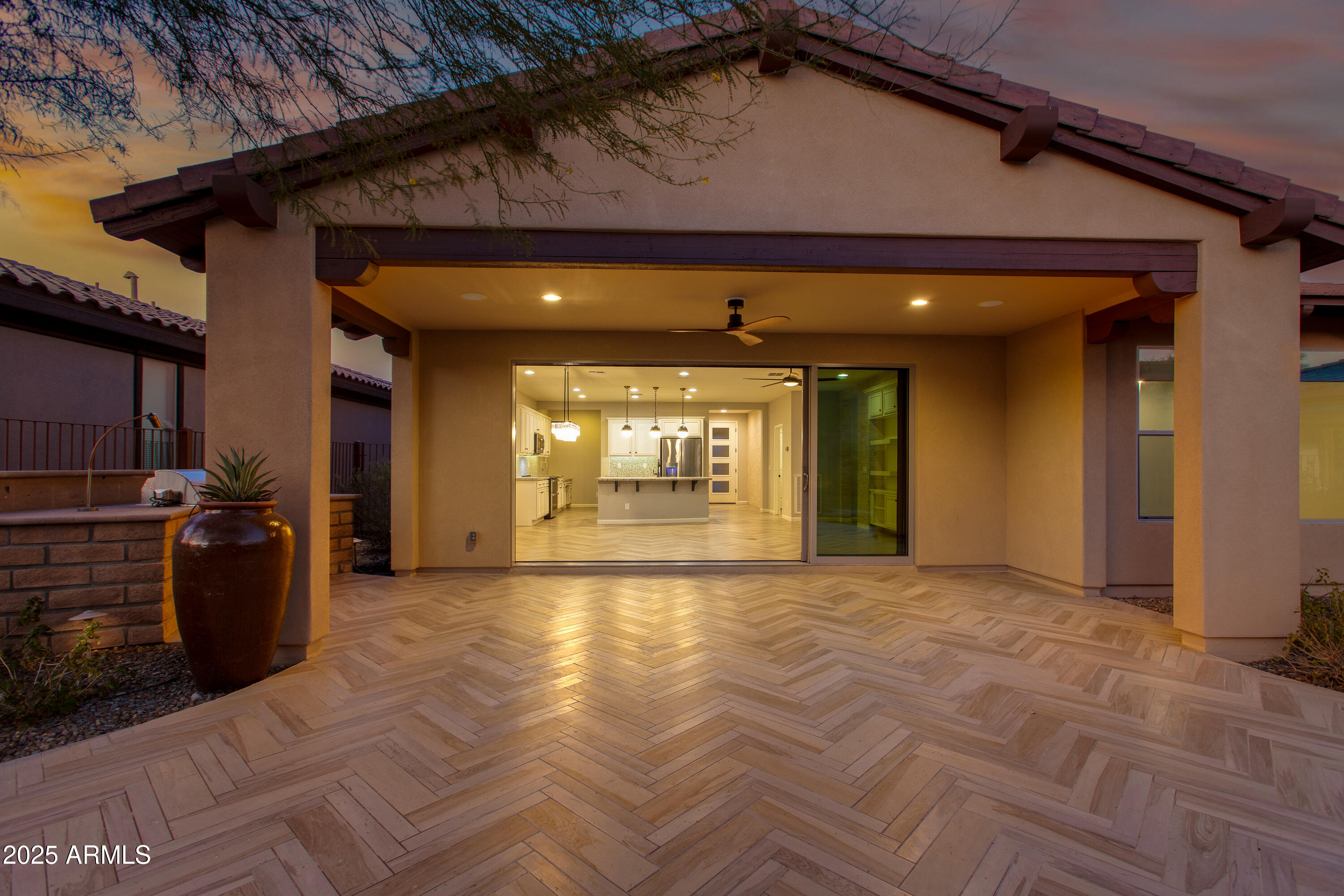 3285 MAVERICK Drive
