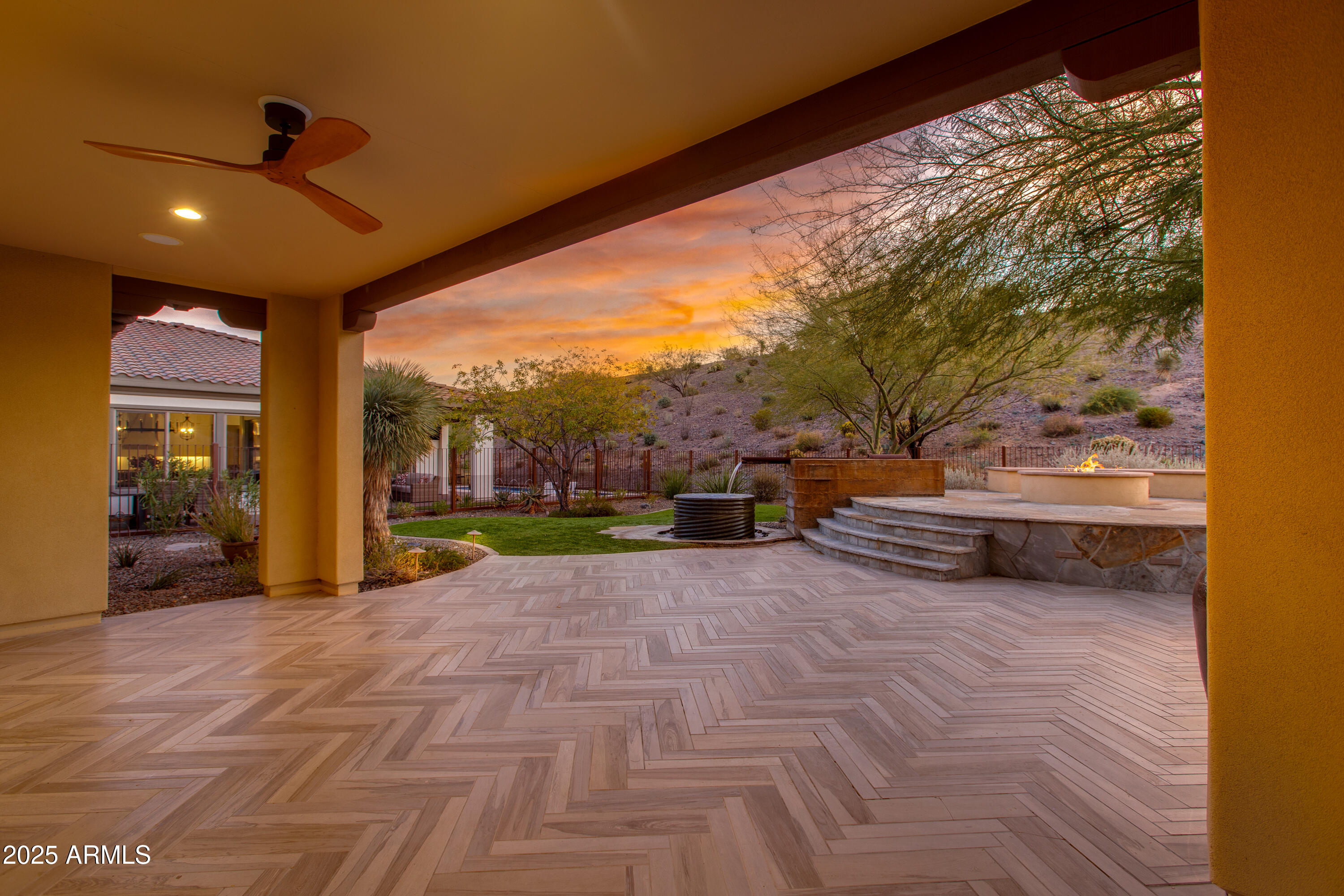 3285 MAVERICK Drive