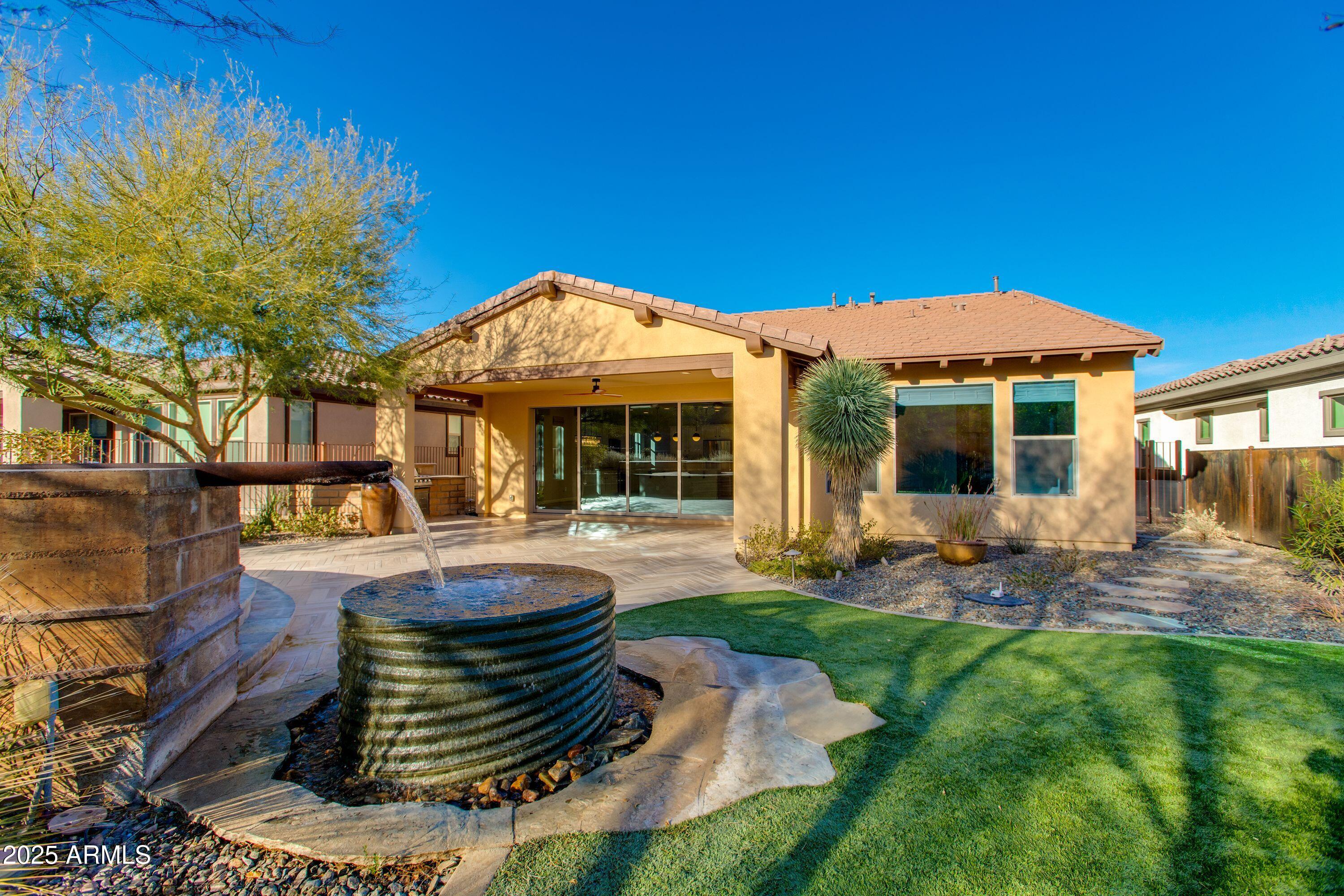 3285 MAVERICK Drive