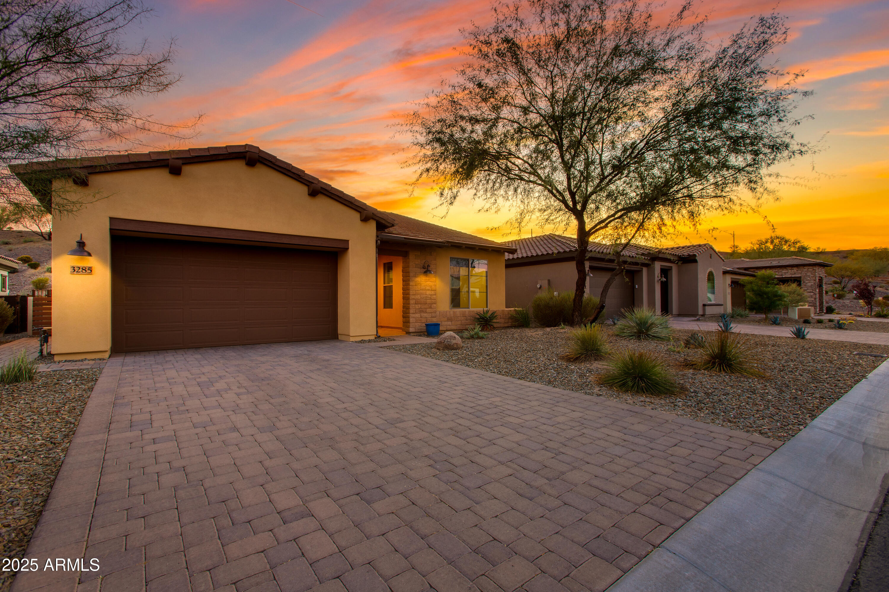 3285 MAVERICK Drive