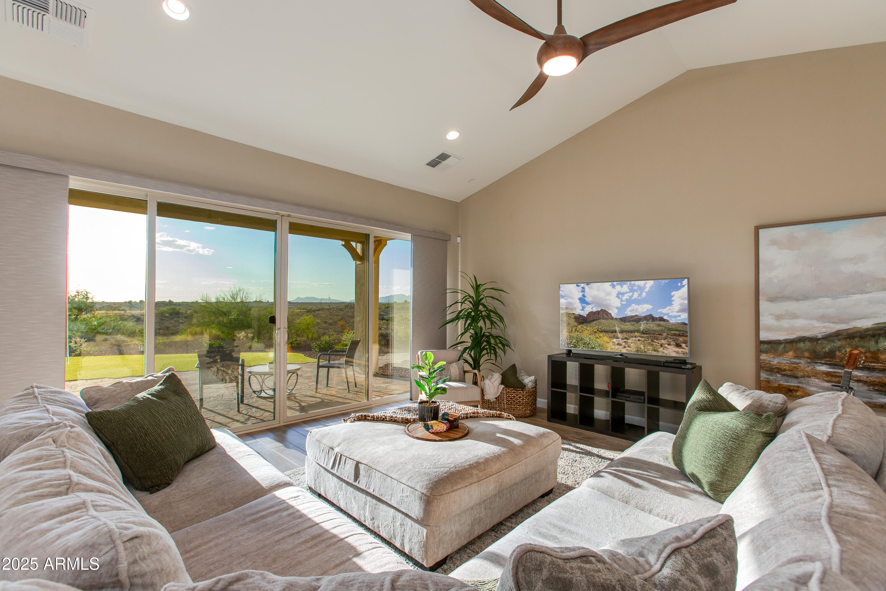 4055 MINERS SPRING Way