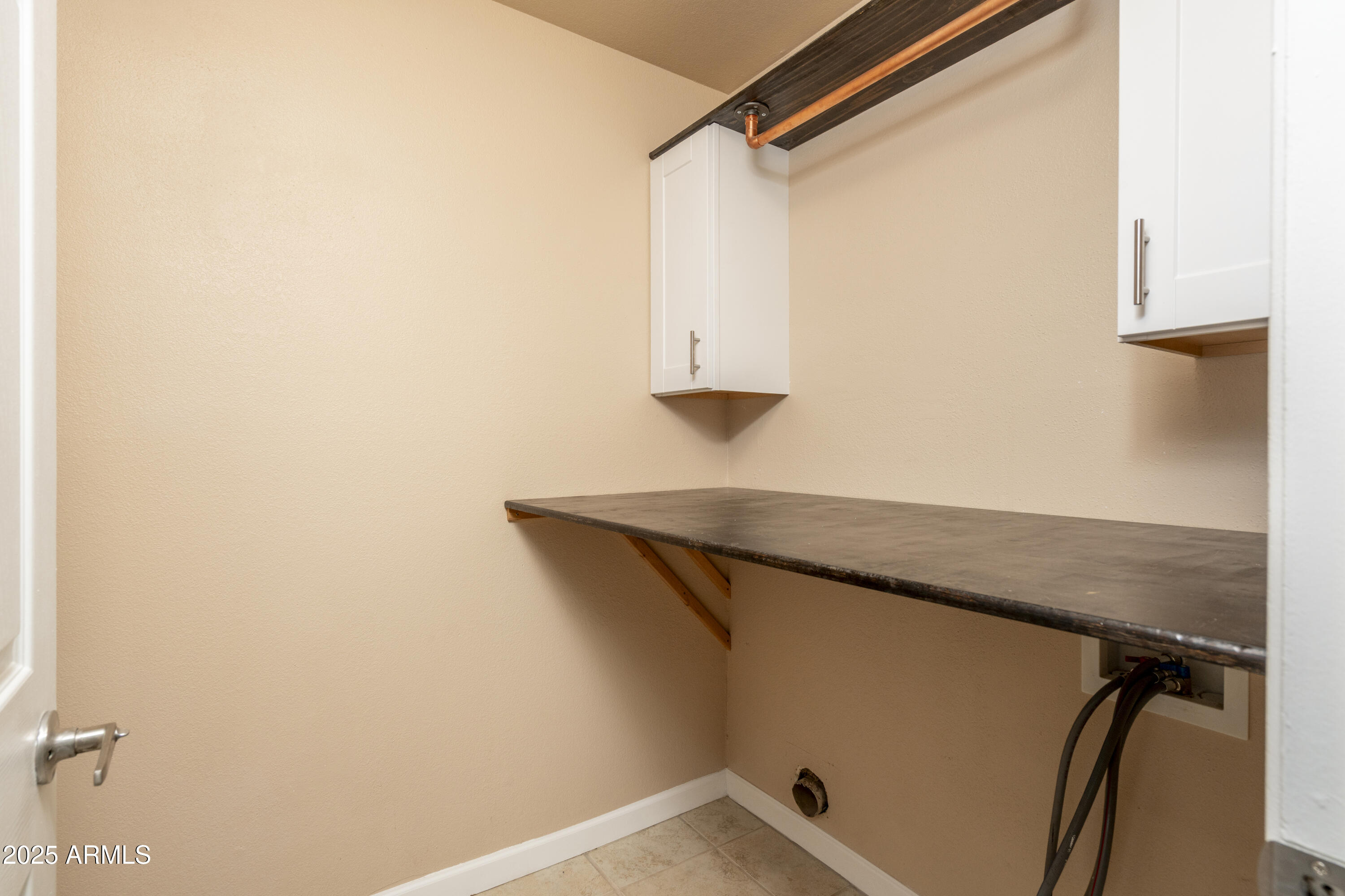 1318 W McNair Street