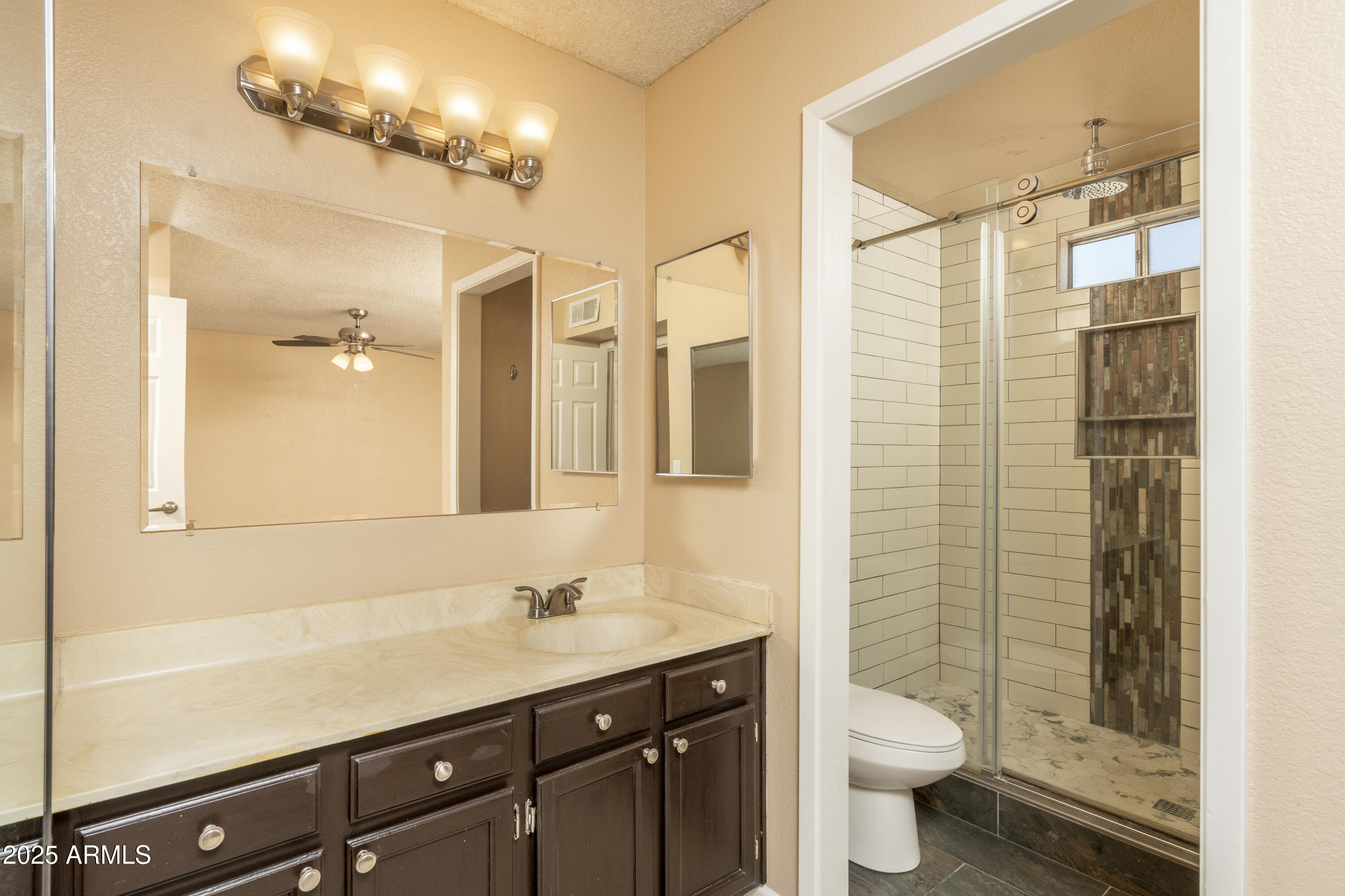 1318 W McNair Street