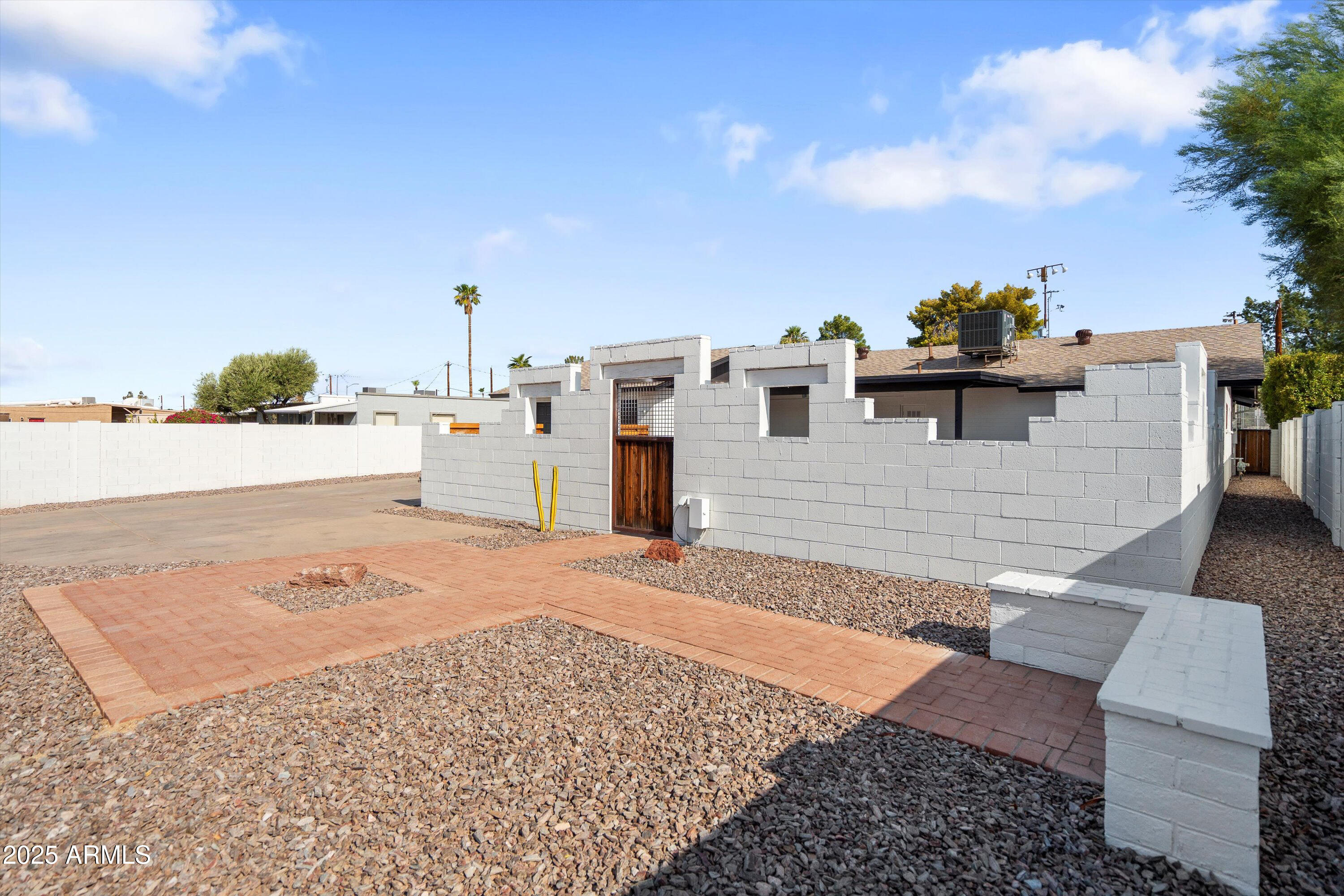 1121 E TOWNLEY Avenue, Phoenix