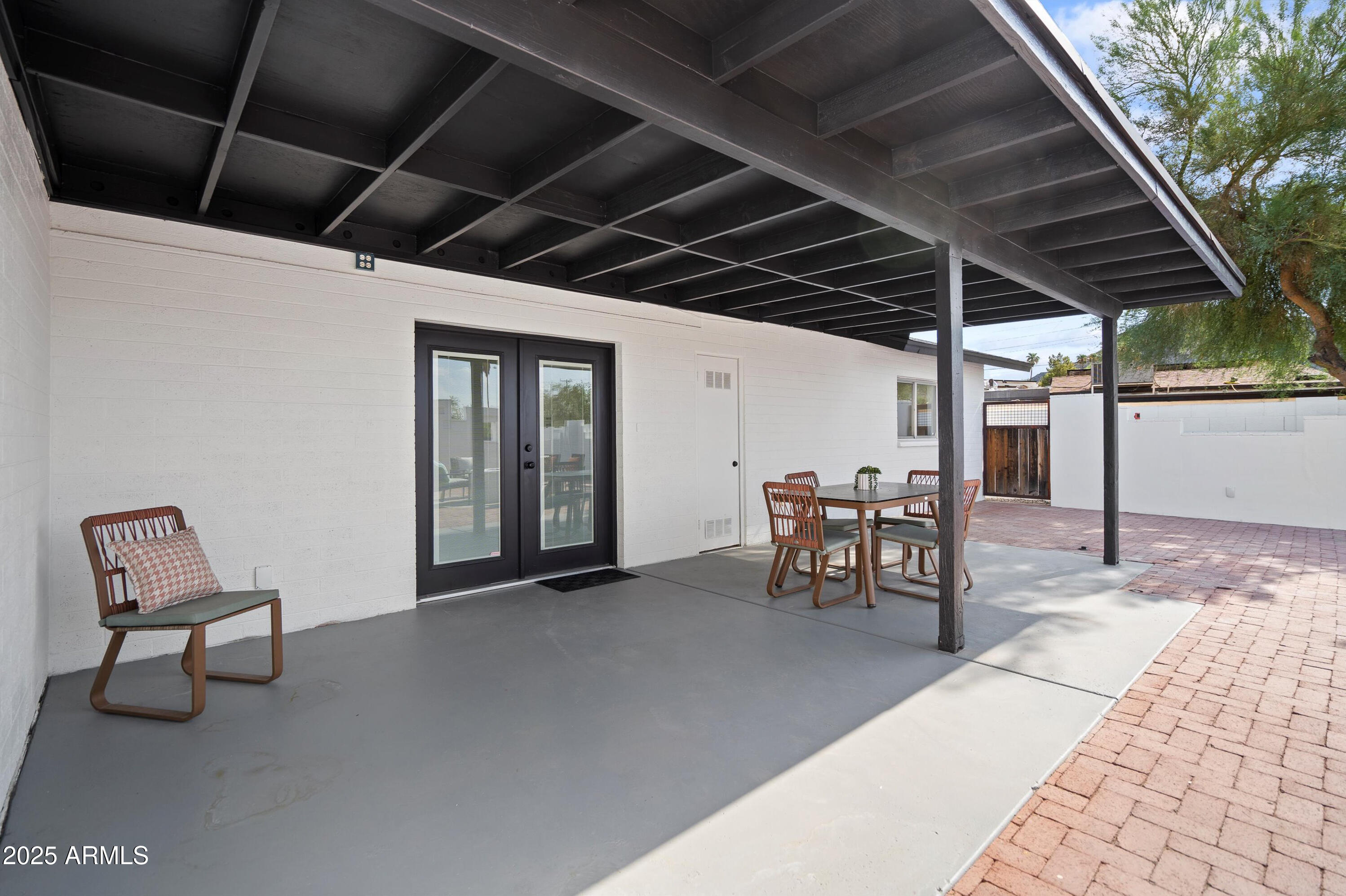 1121 E TOWNLEY Avenue, Phoenix