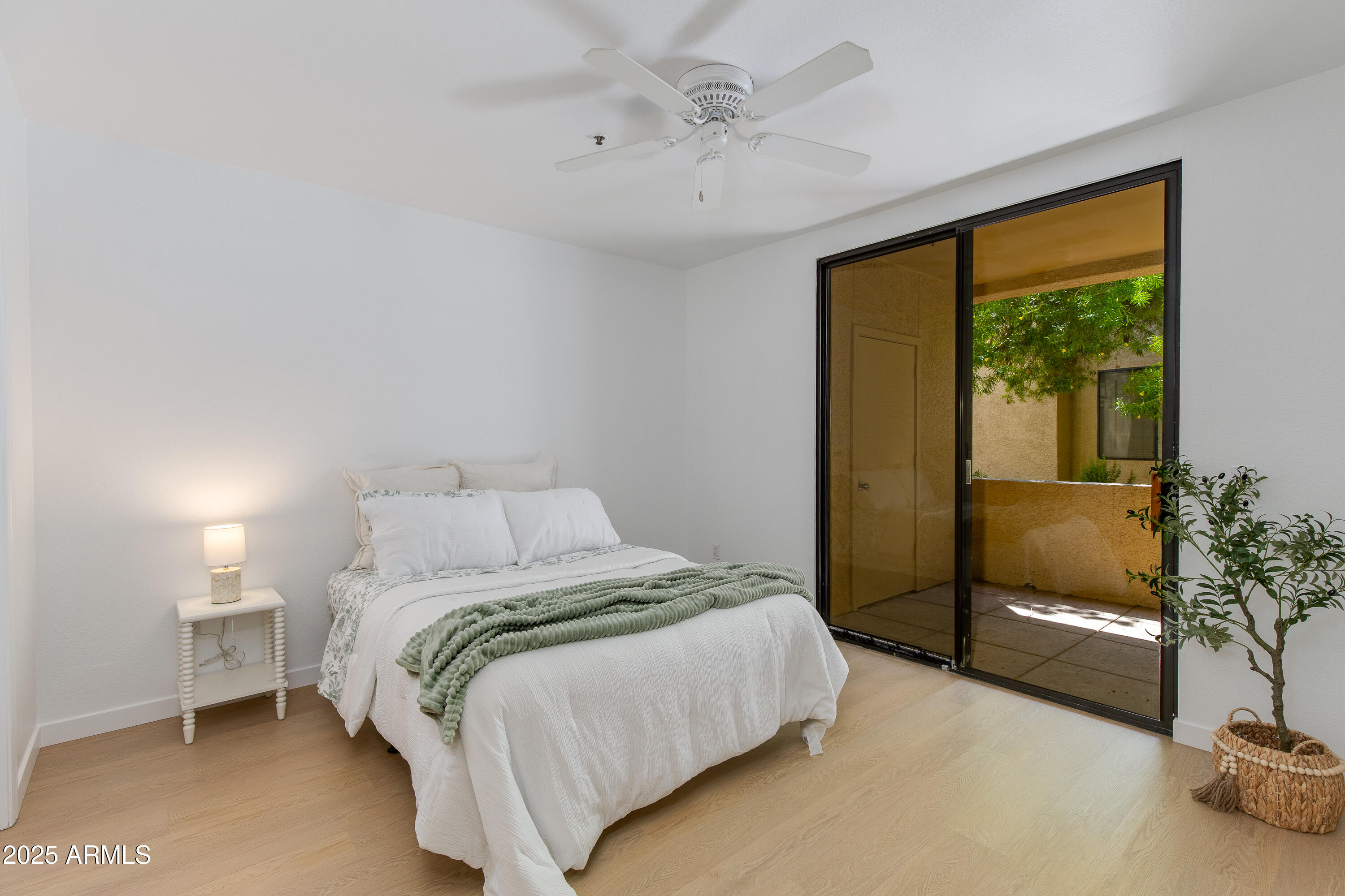 4925 E DESERT COVE Avenue, 152