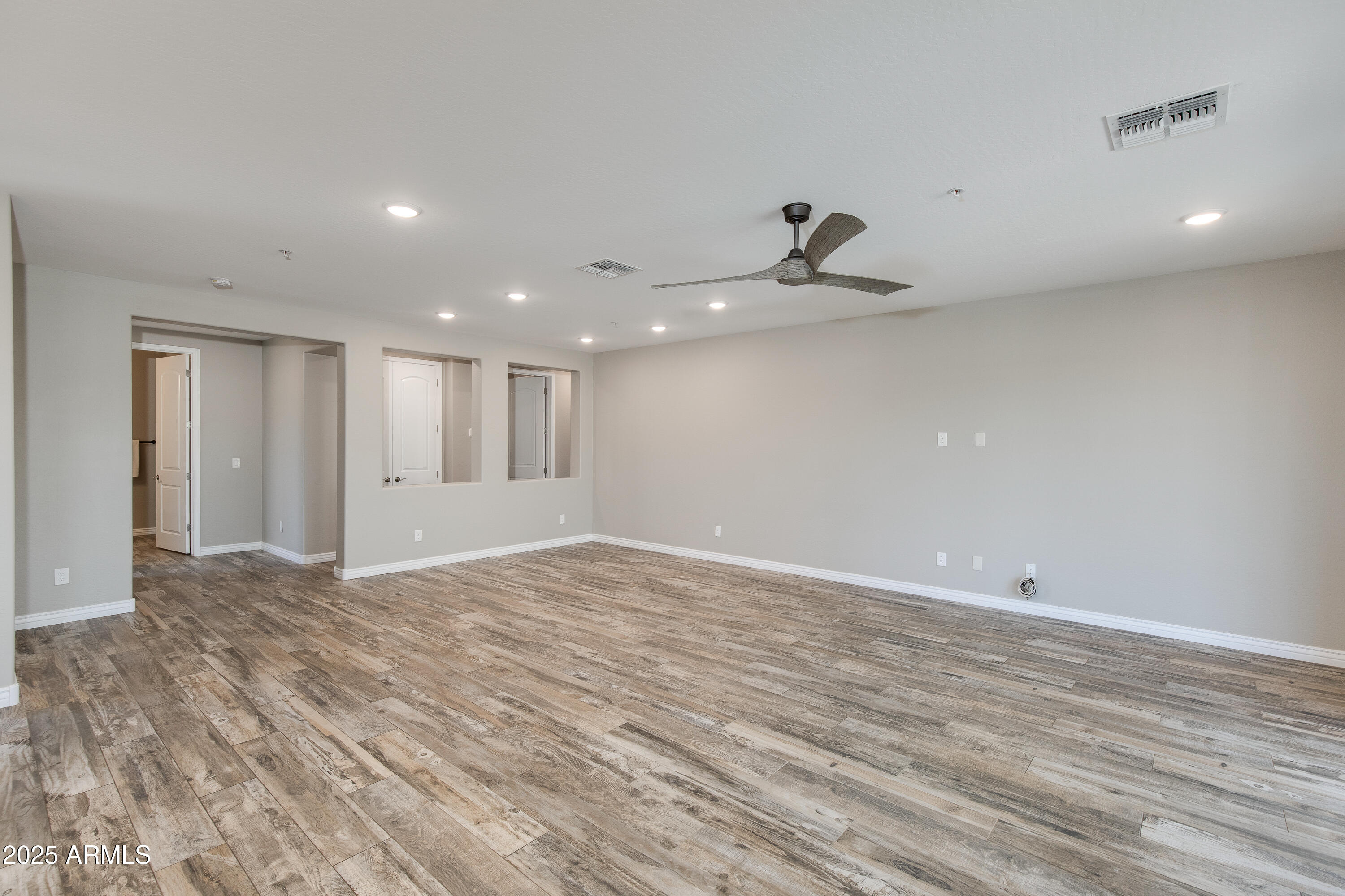 5100 E RANCHO PALOMA Drive, 1025