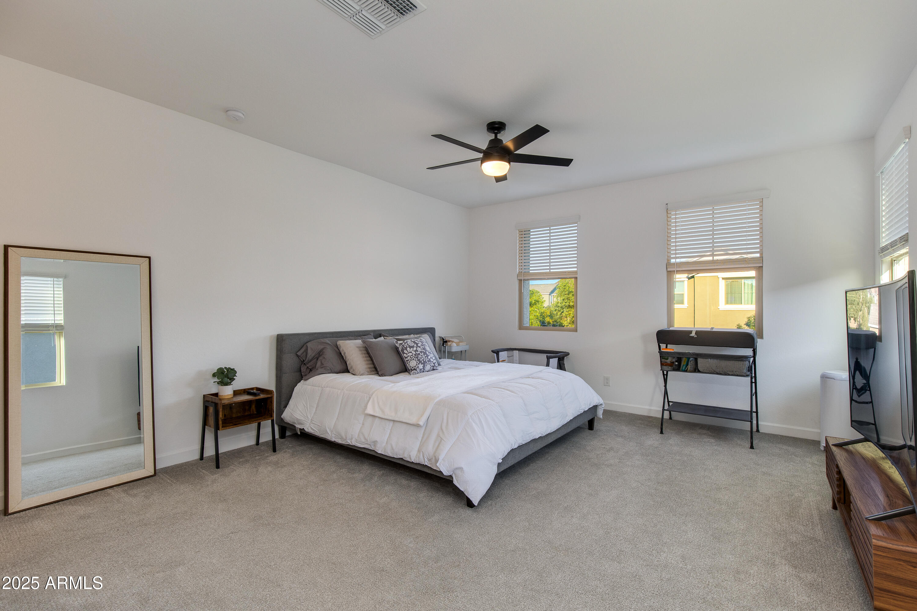 1935 W Lariat Lane