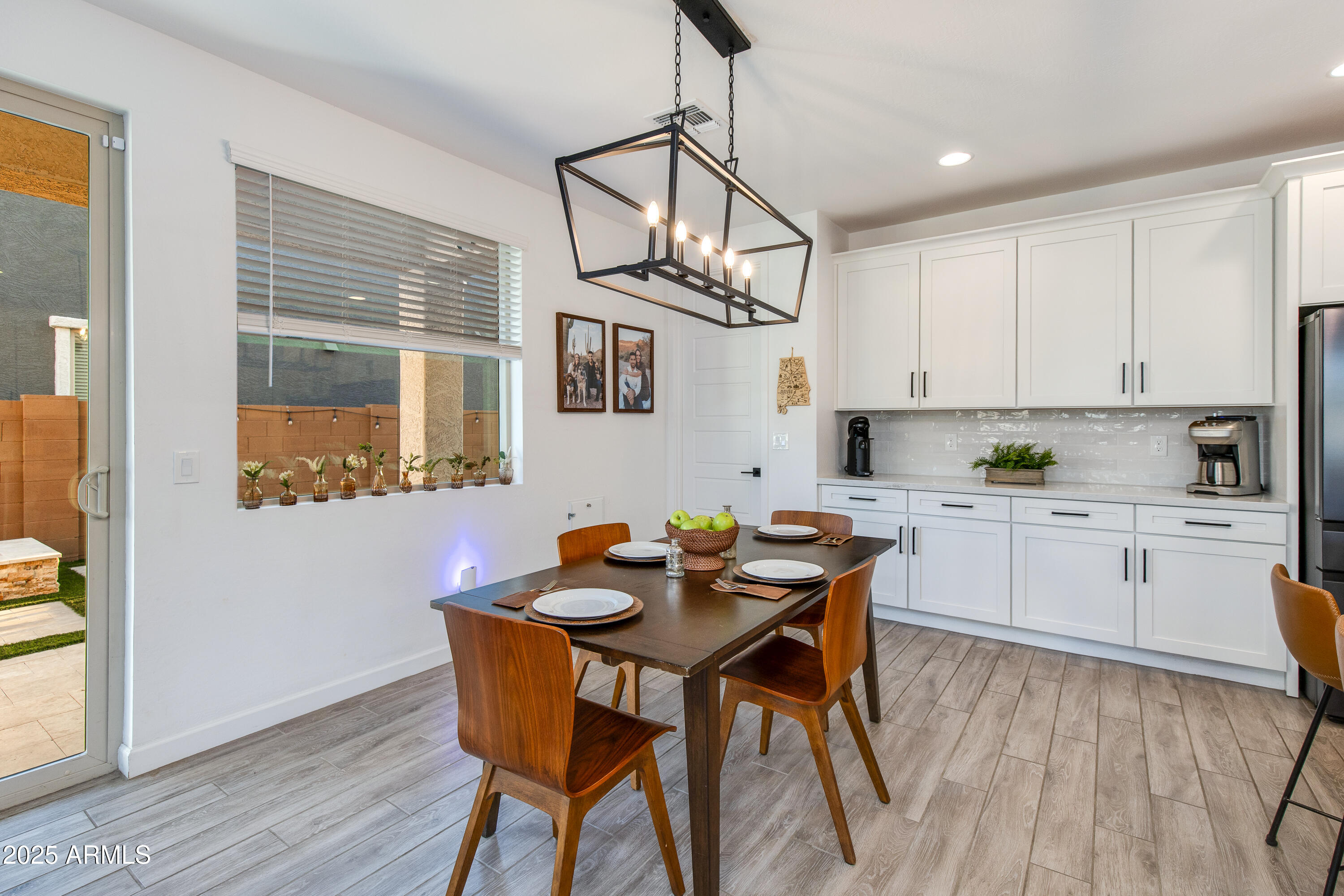 1935 W Lariat Lane