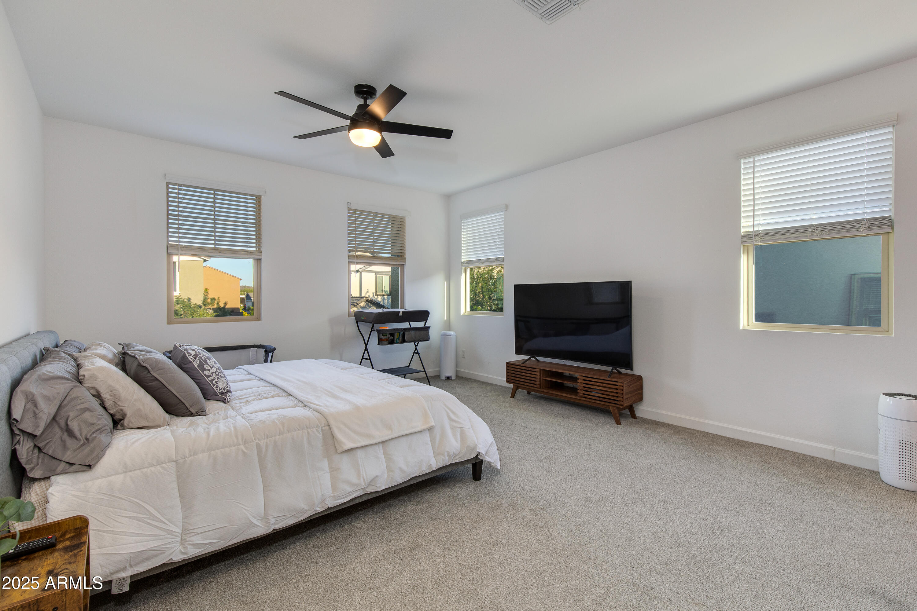 1935 W Lariat Lane