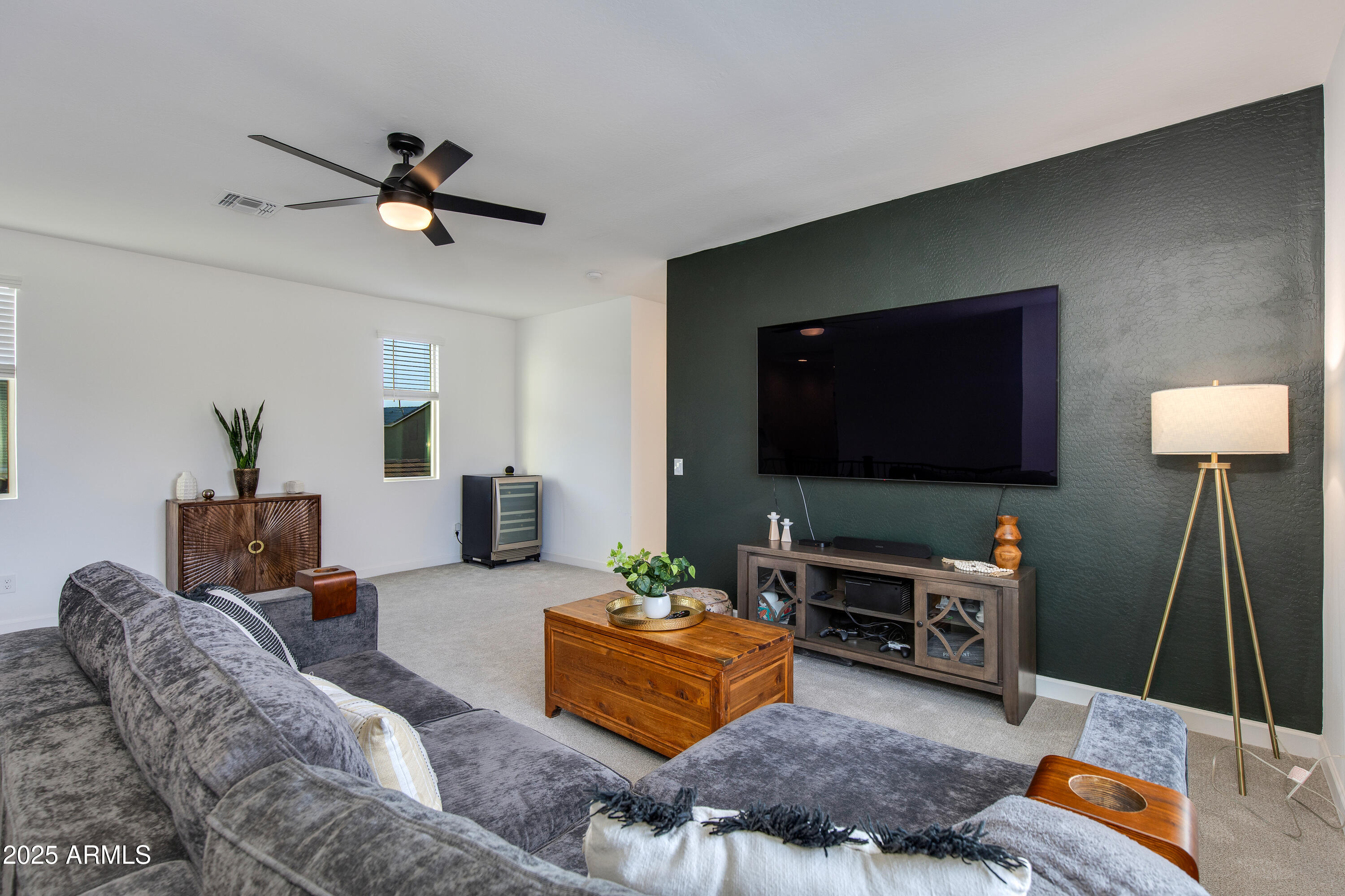 1935 W Lariat Lane