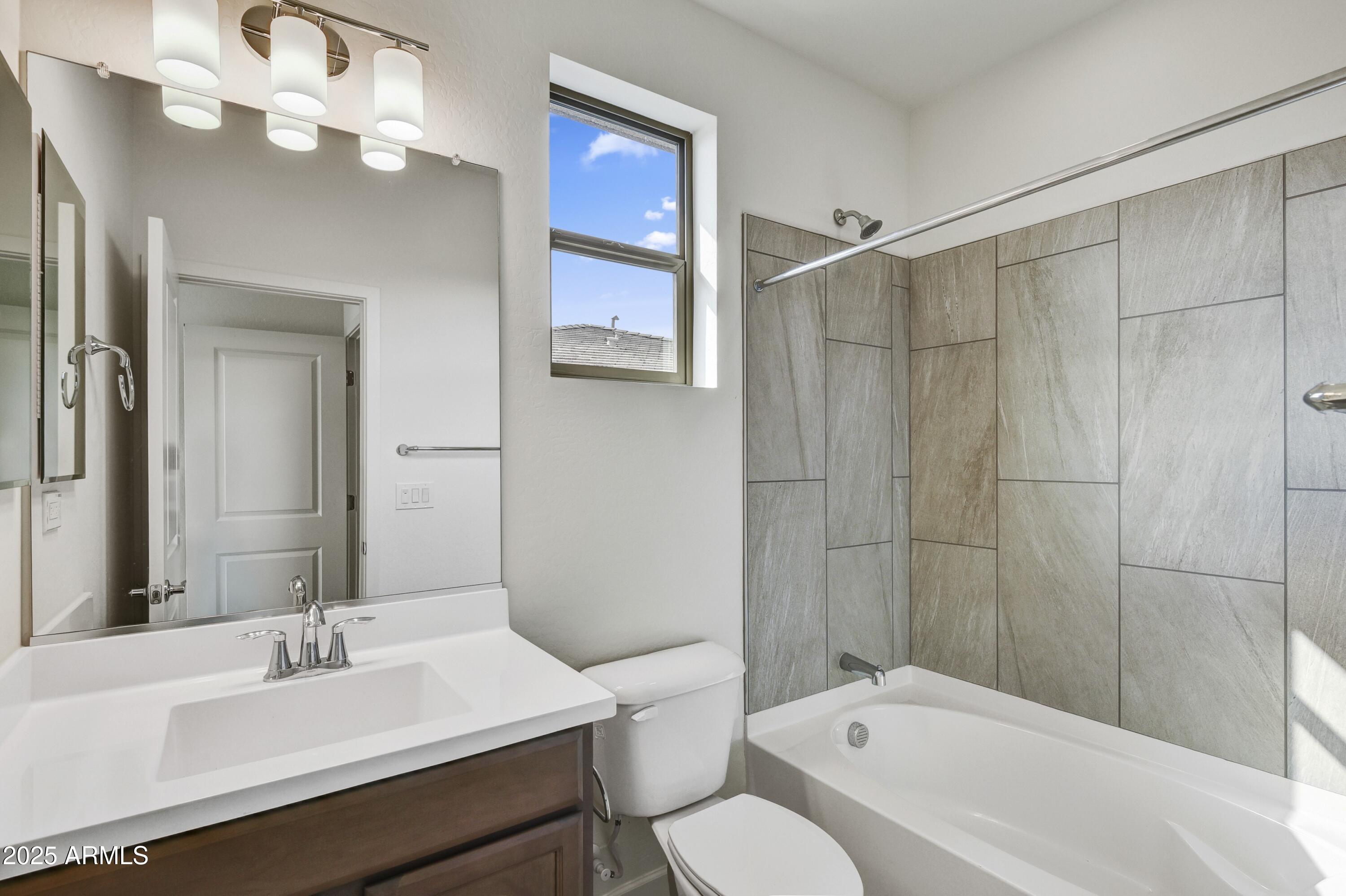 4125 DESERT MOON Drive