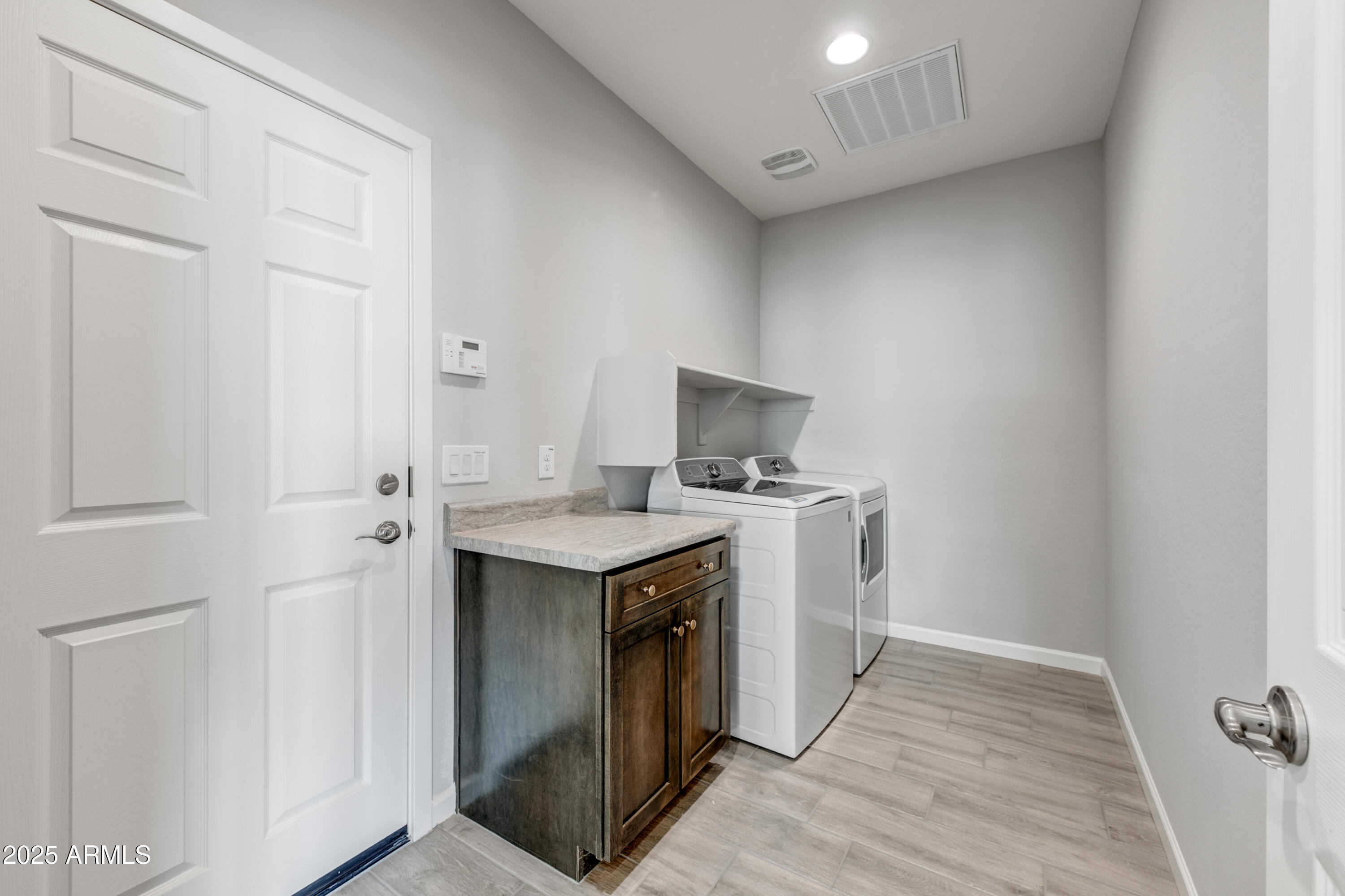 4186 PRAIRIE SCHOONER Road