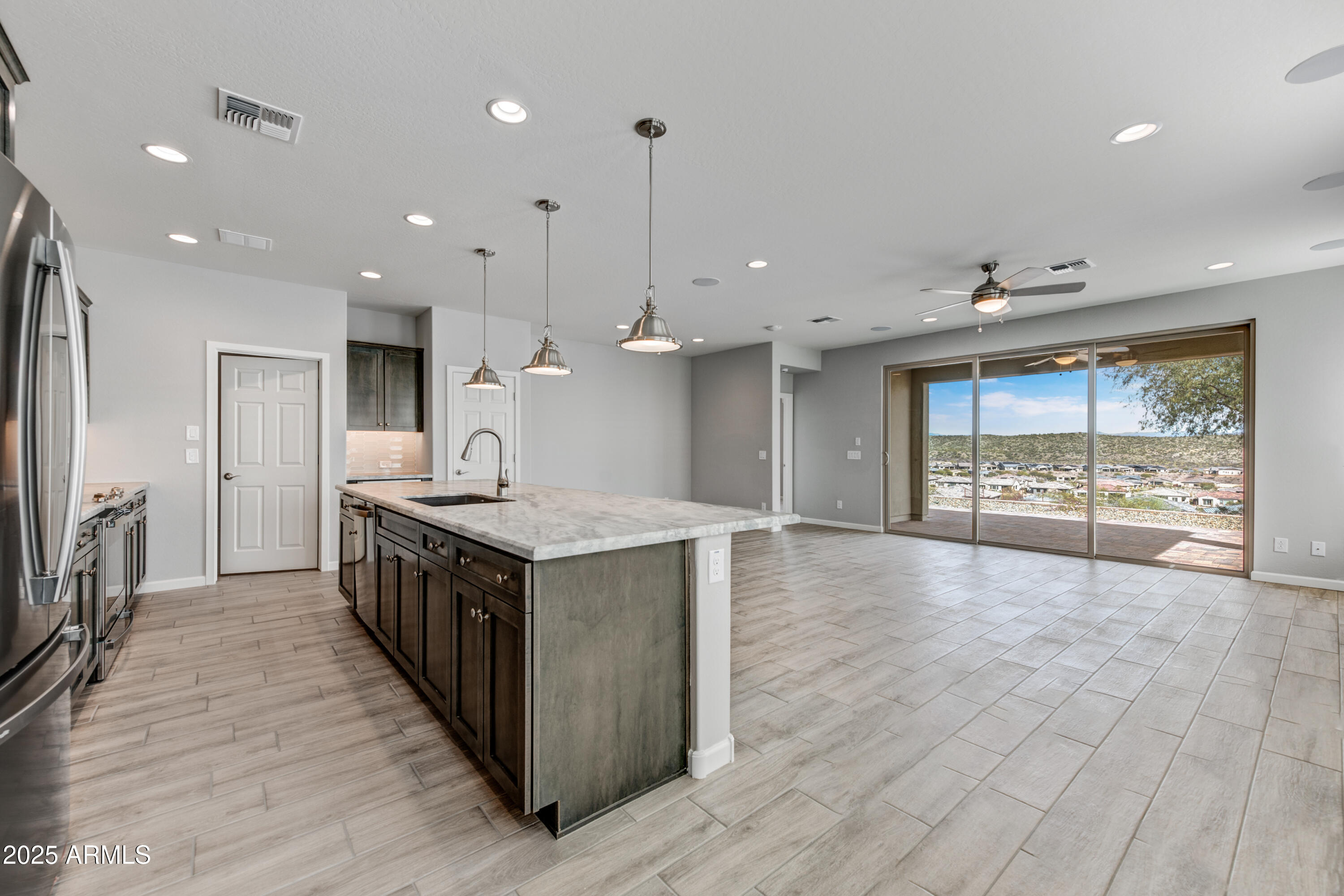 4186 PRAIRIE SCHOONER Road