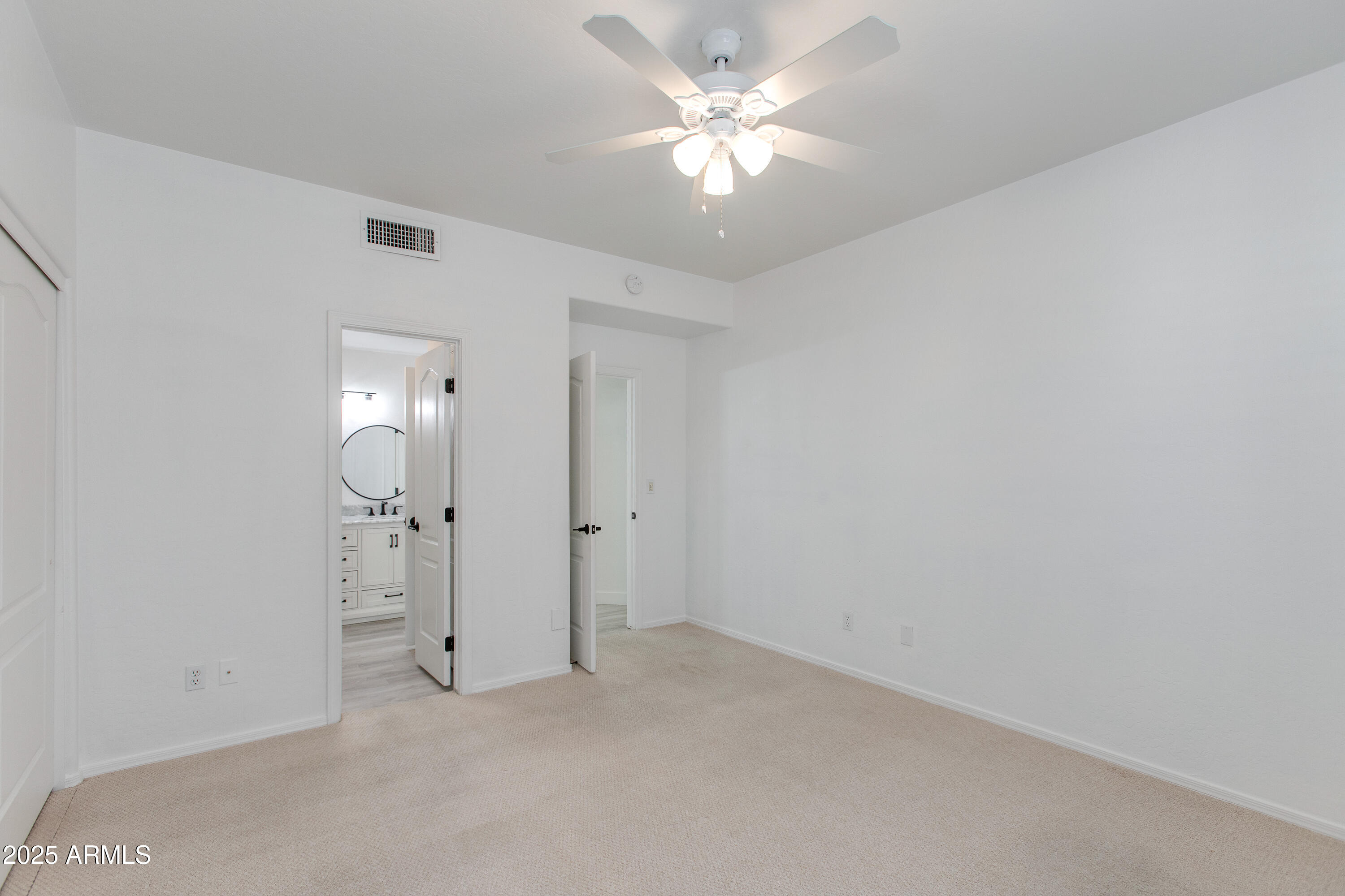 1331 E VOLTAIRE Avenue