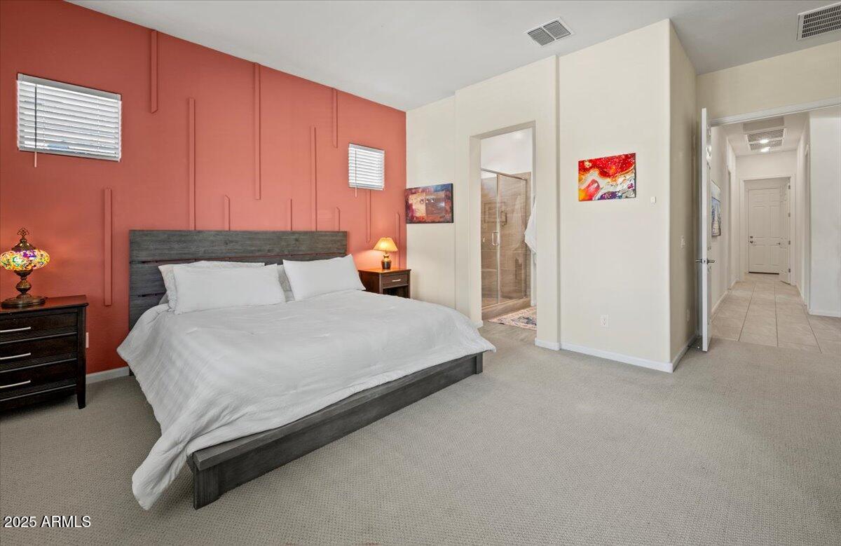 18562 W Thistle Landing Drive