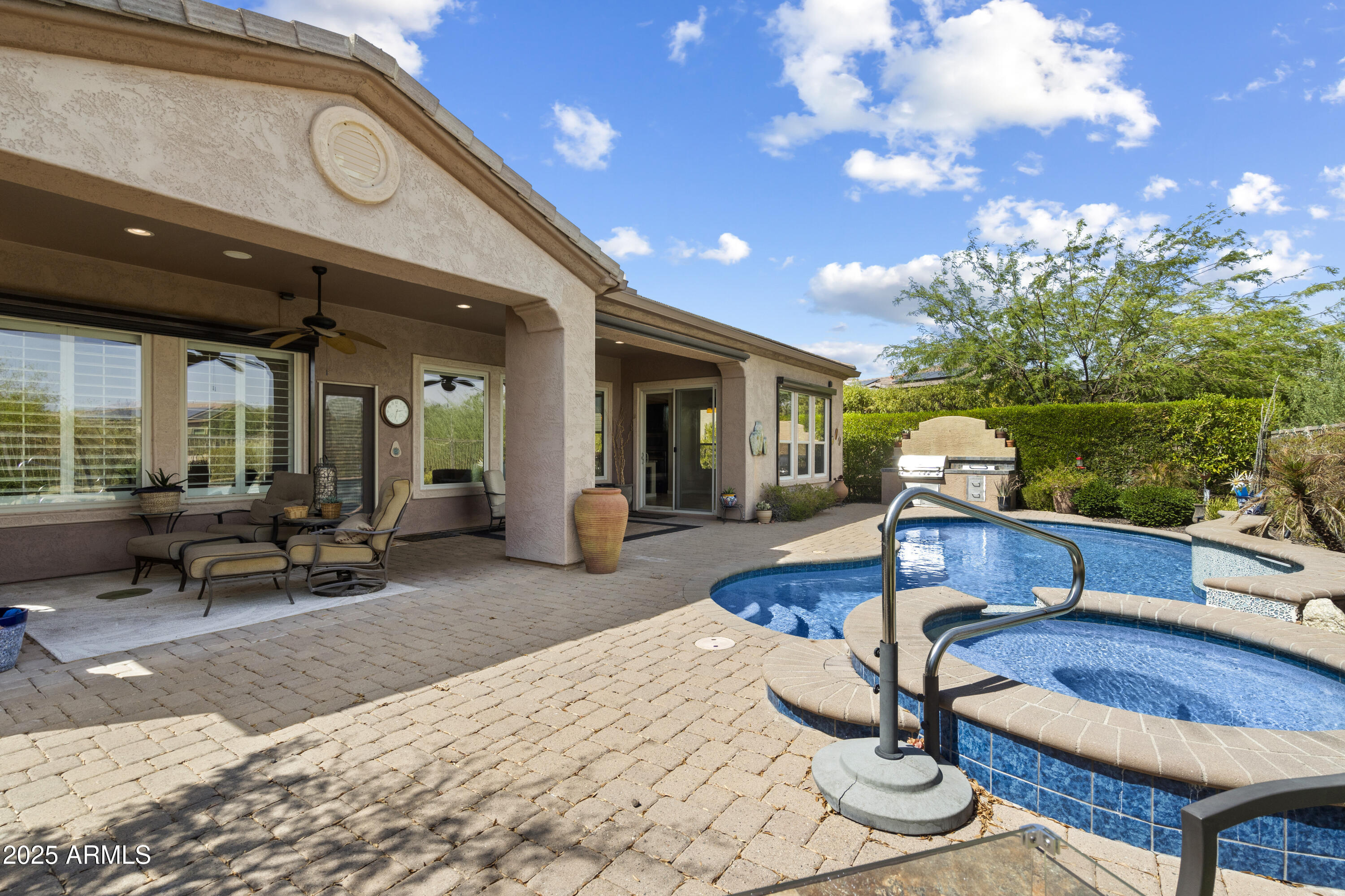 29989 N WHIPSAW Road