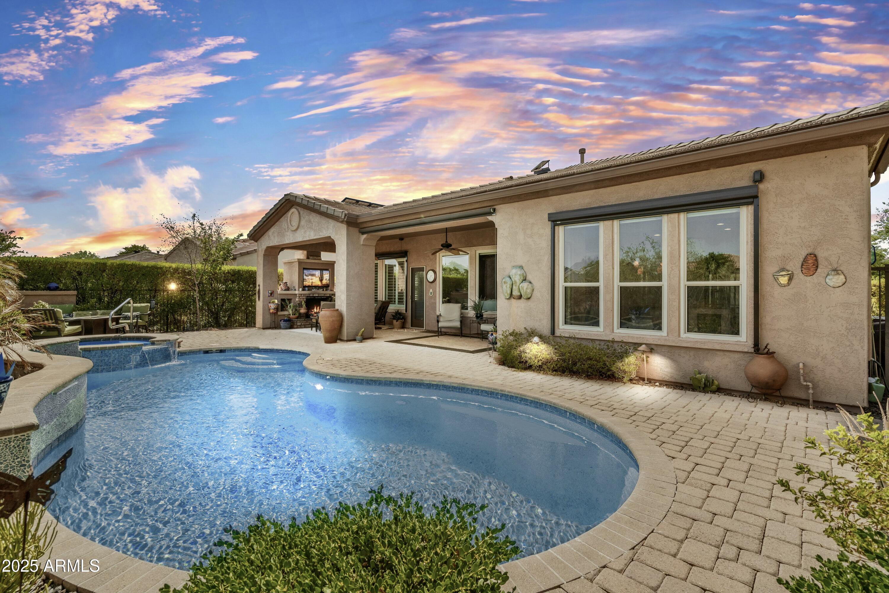 29989 N WHIPSAW Road