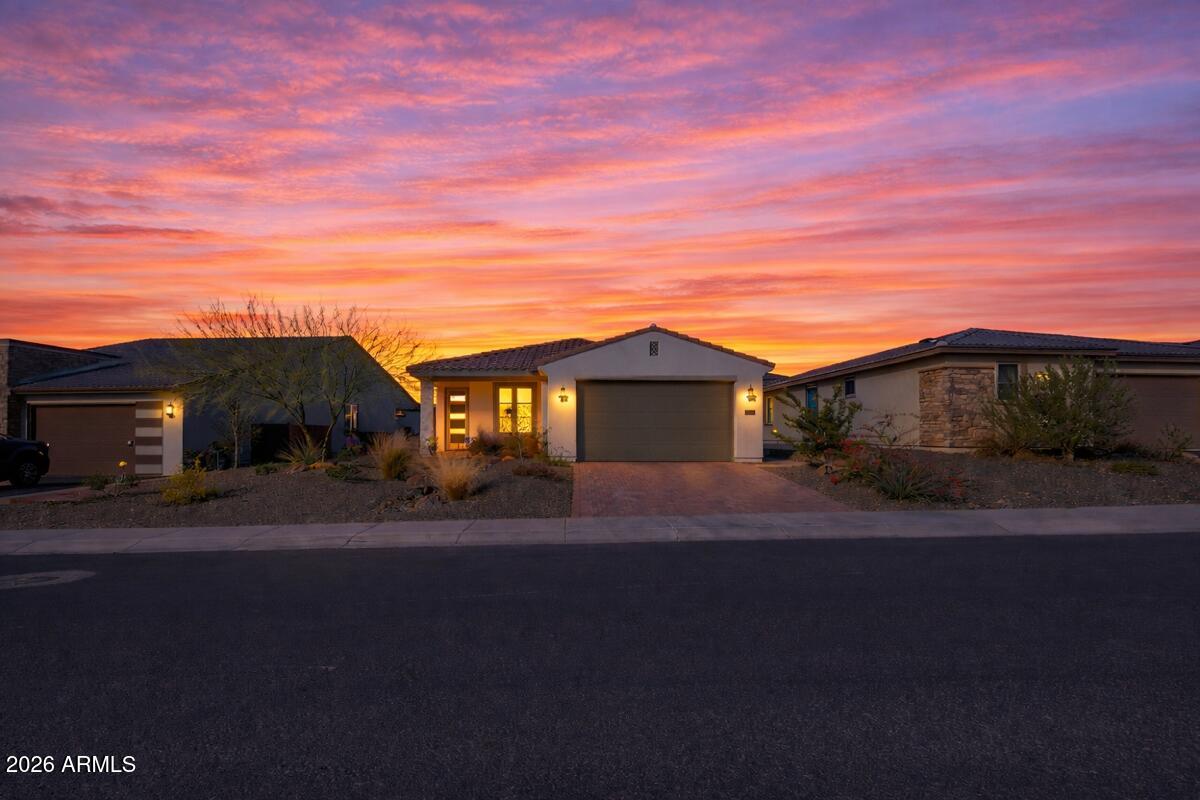 4300 SAWBUCK Way