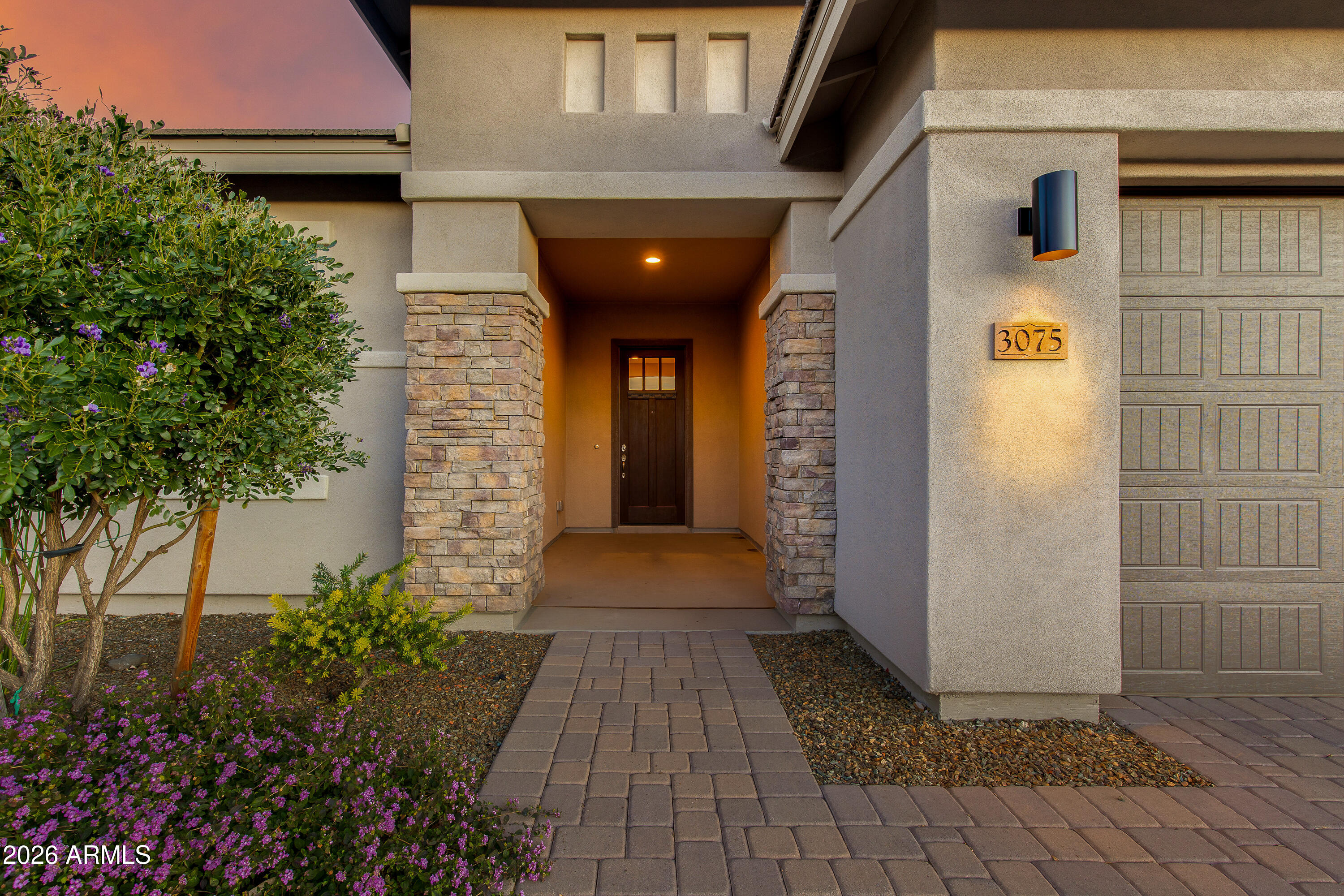 3075 TAPADEROS Drive