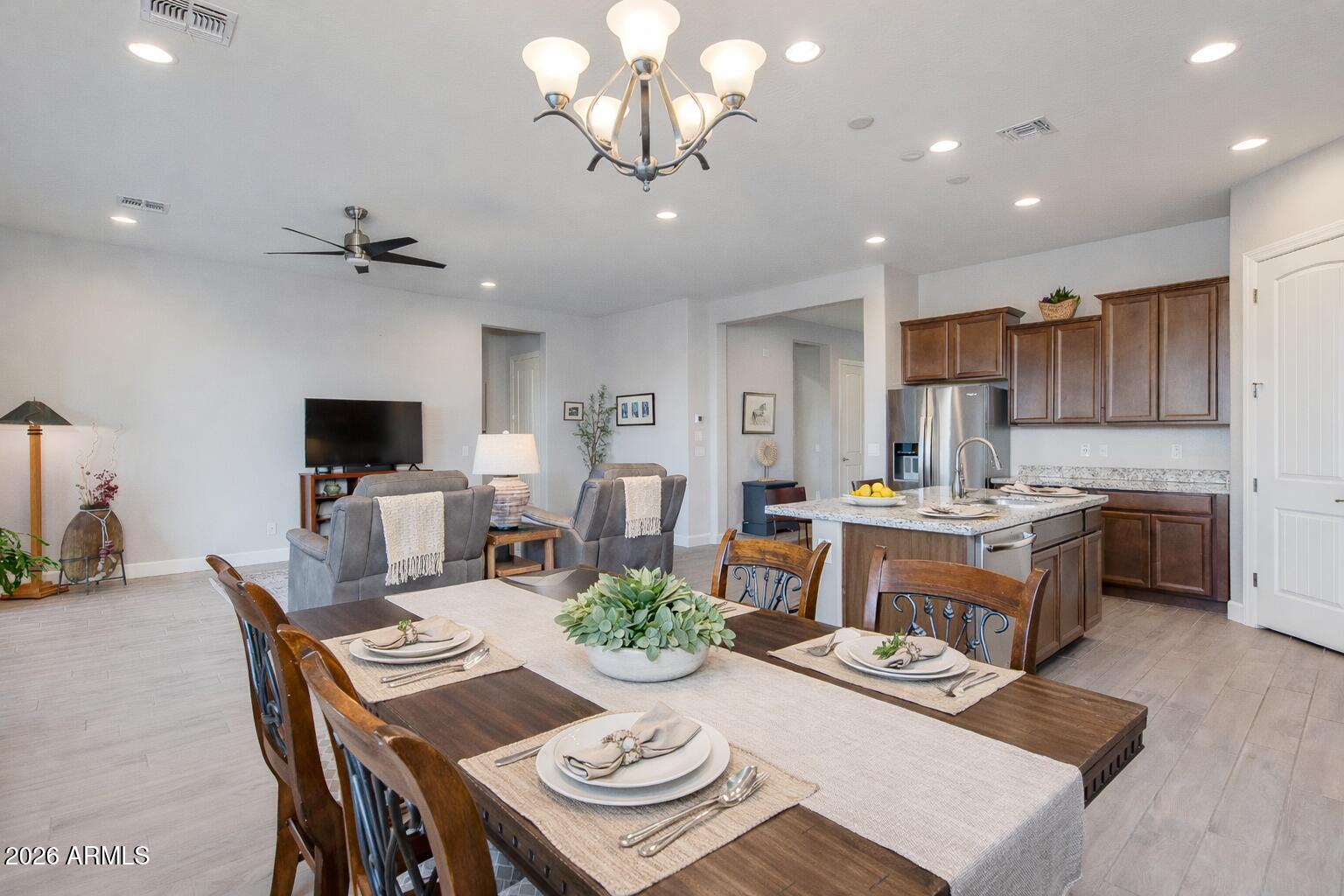 3075 TAPADEROS Drive