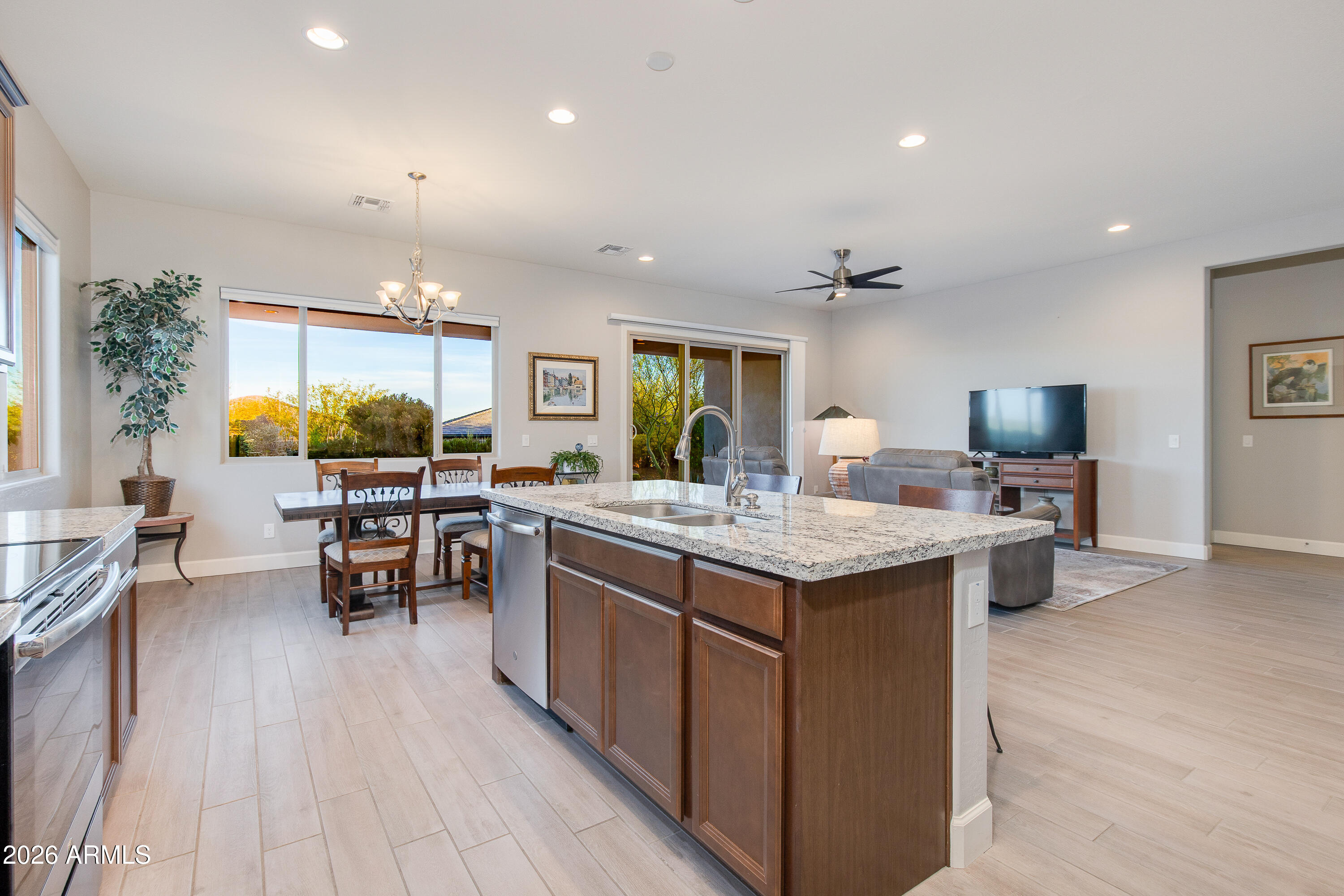 3075 TAPADEROS Drive