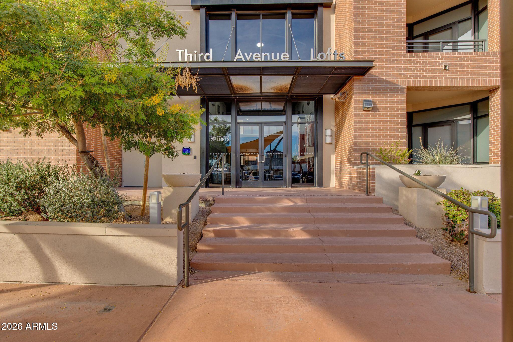 7301 E 3RD Avenue 303