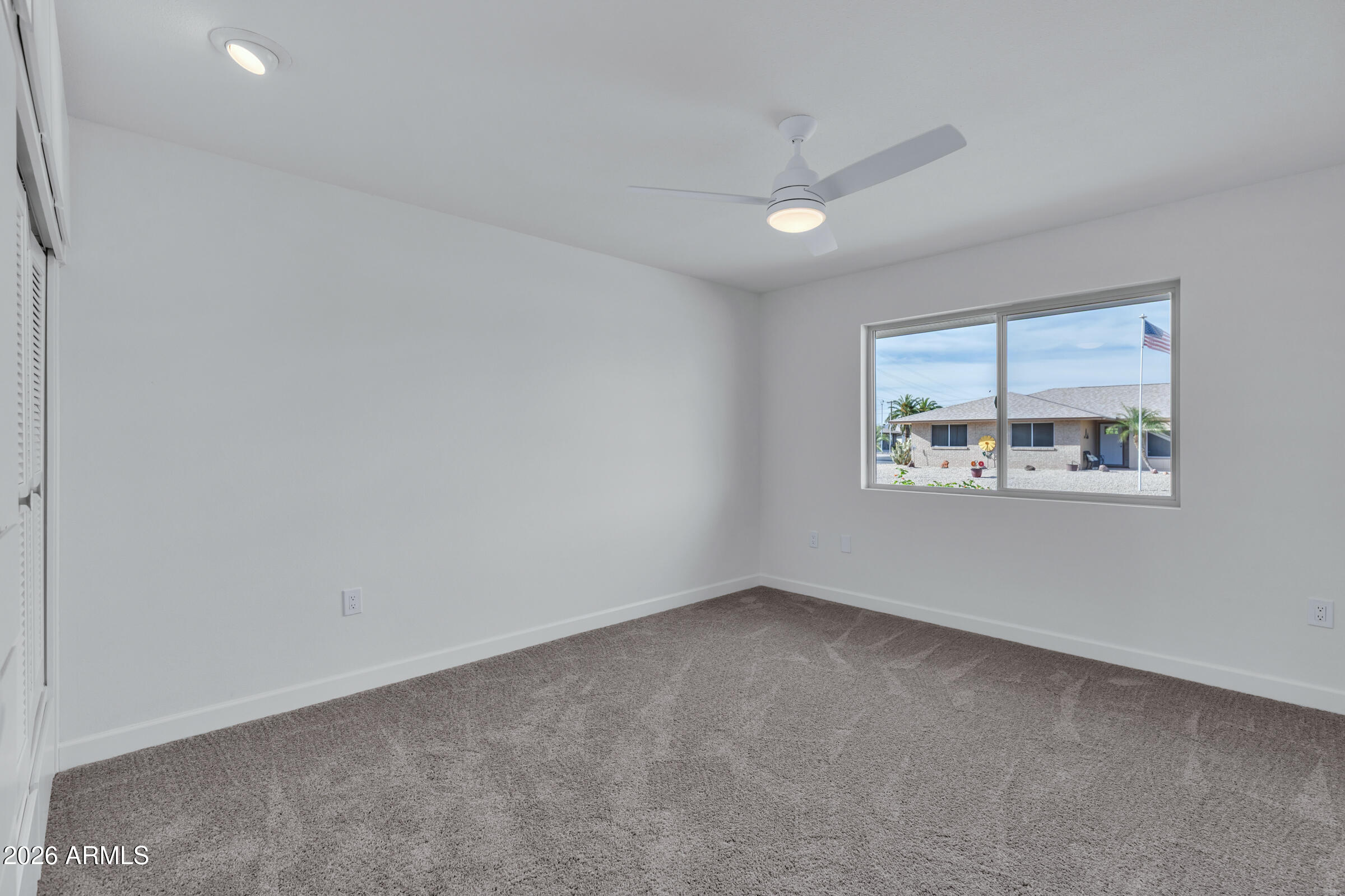 11049 W CRESTBROOK Drive