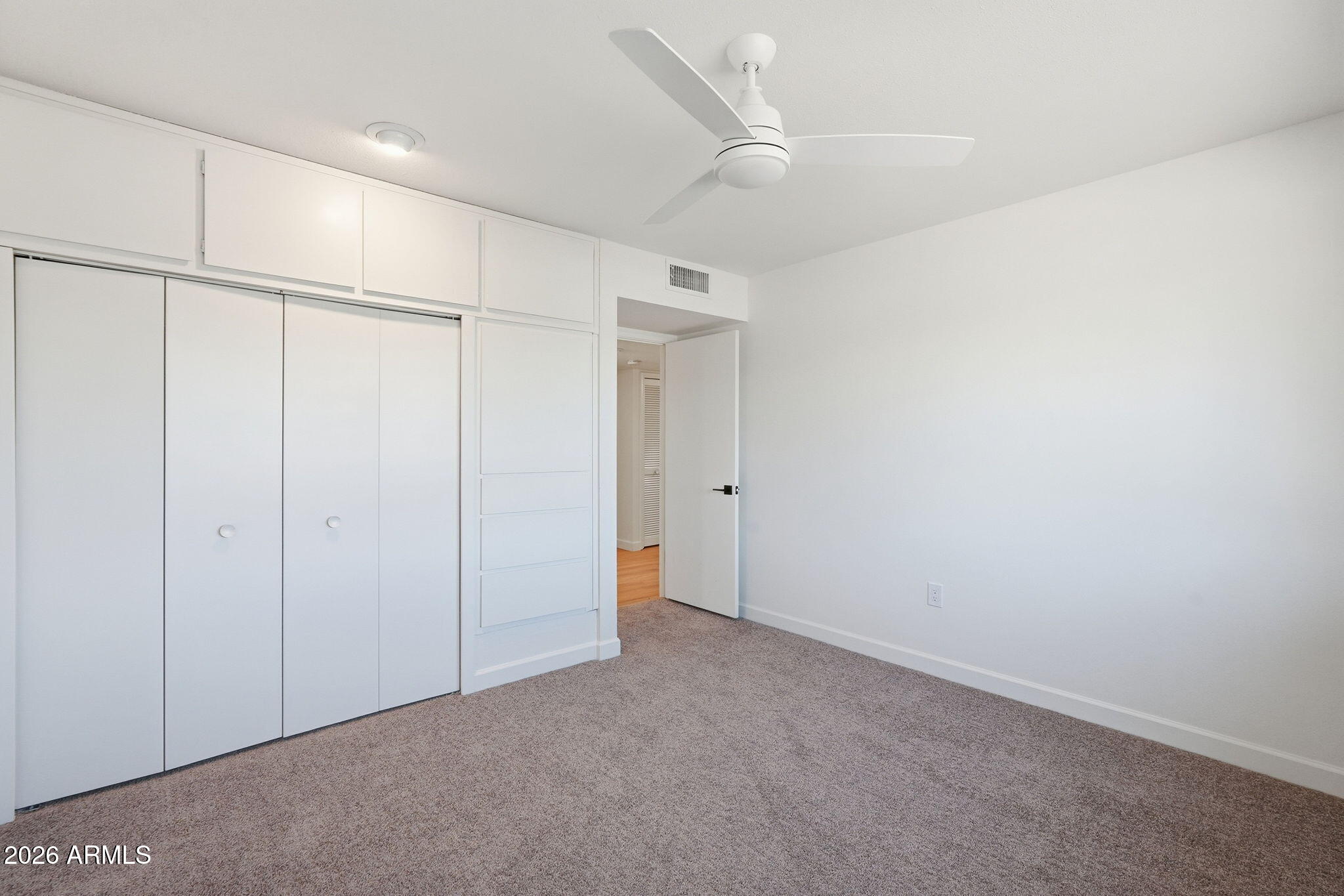 11049 W CRESTBROOK Drive