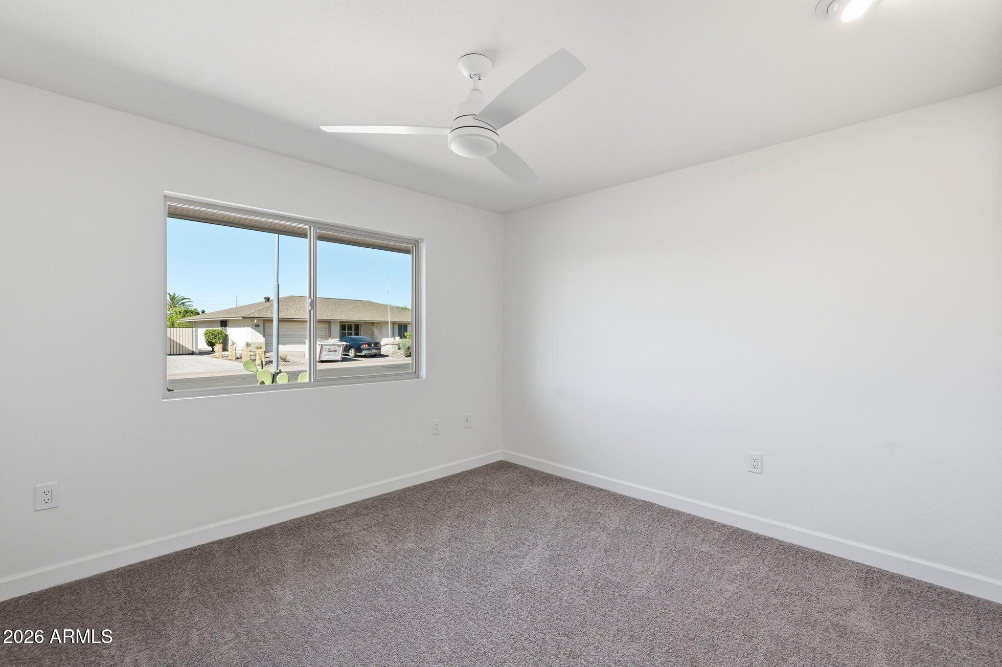 11049 W CRESTBROOK Drive