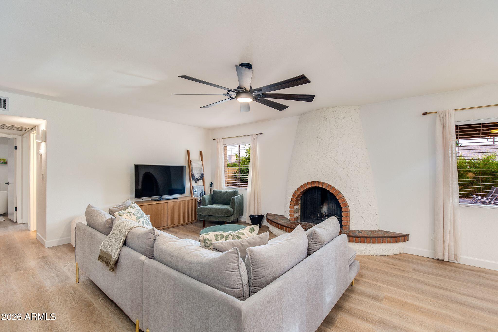 4835 E PRESIDIO Road